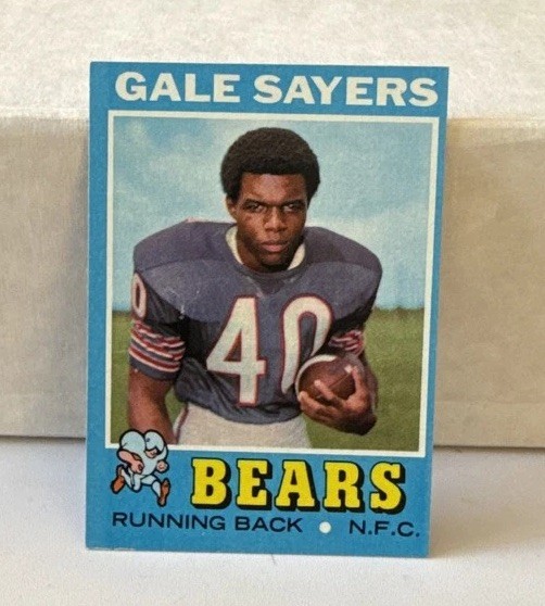 1971 Topps Gale Sayers #150 NrMt/Mt Possible Grade 8 or 9