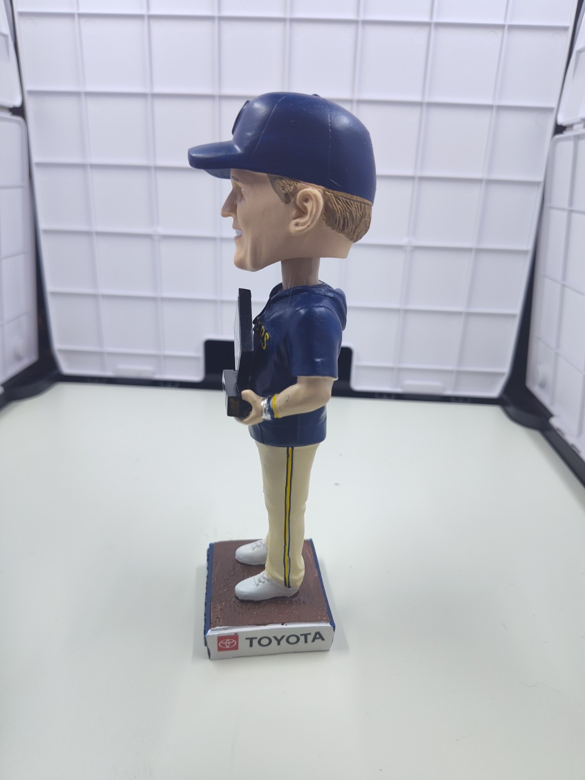 Pat Murphy Bobblehead Milwaukee Brewers Giveaway BDA Collectors Edition Coach