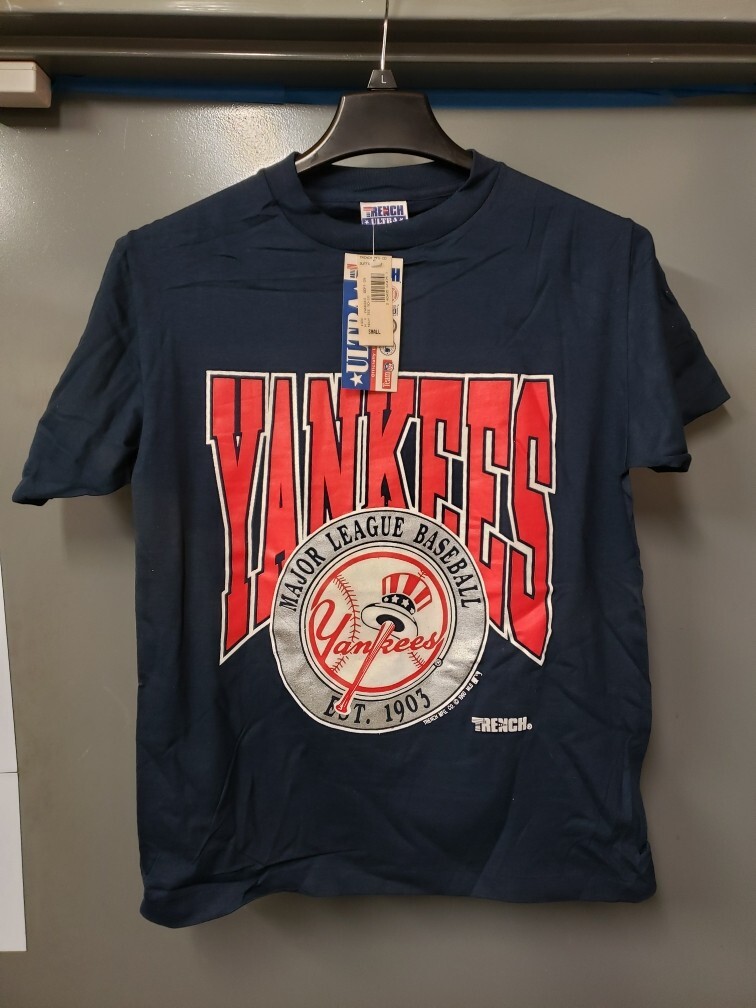 New York Yankees T-Shirt Men’s Small Cotton Trench Ultra New Old Stock 1990