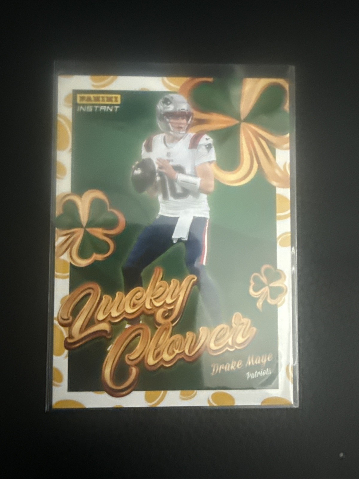 2025 “Drake Maye” Lucky Clover Card SSP “COIN BORDER” 1 in 3 Tins (Patriots)