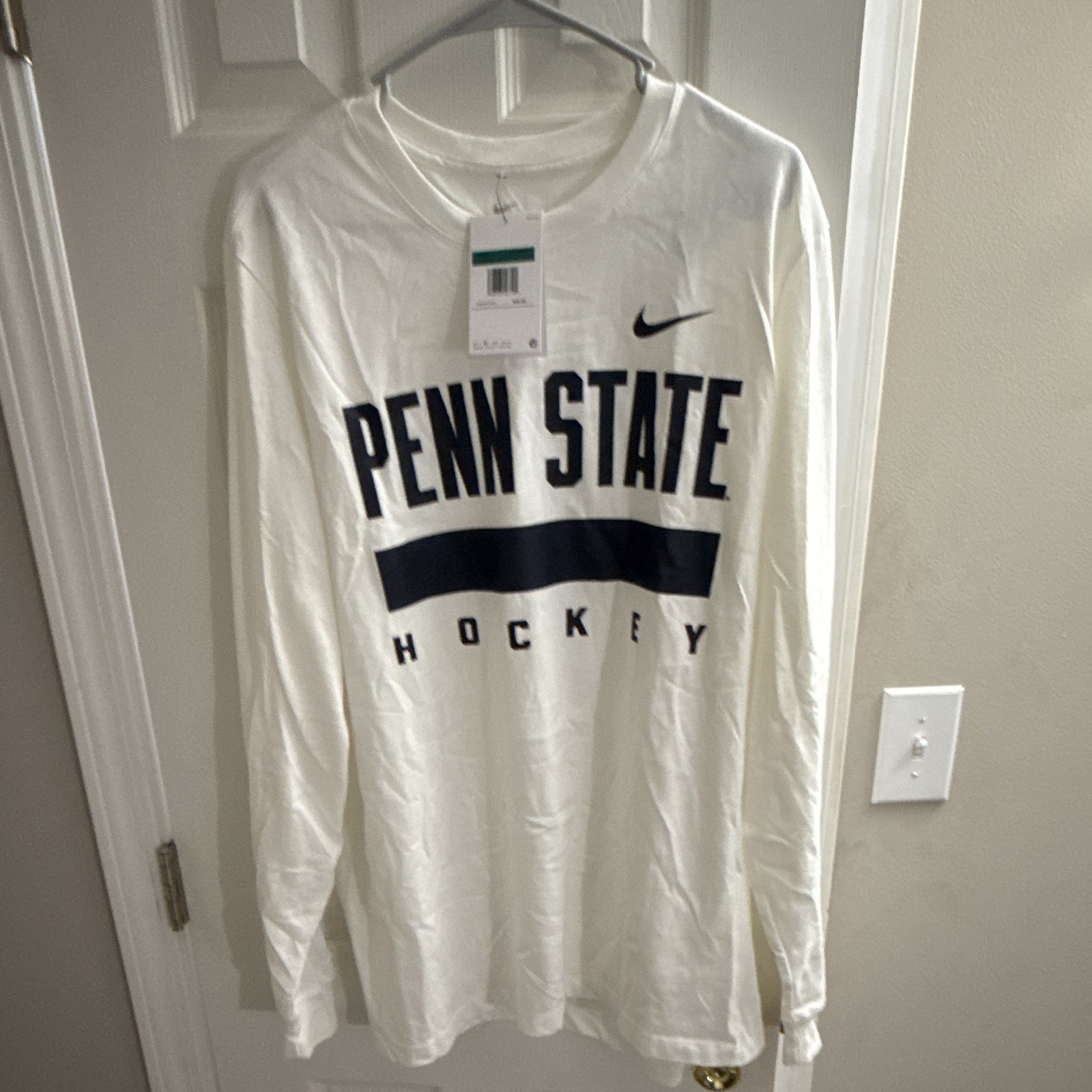 Nike Penn State Nittany Lions Hockey White/Navy Long Sleeve Shirt – XL