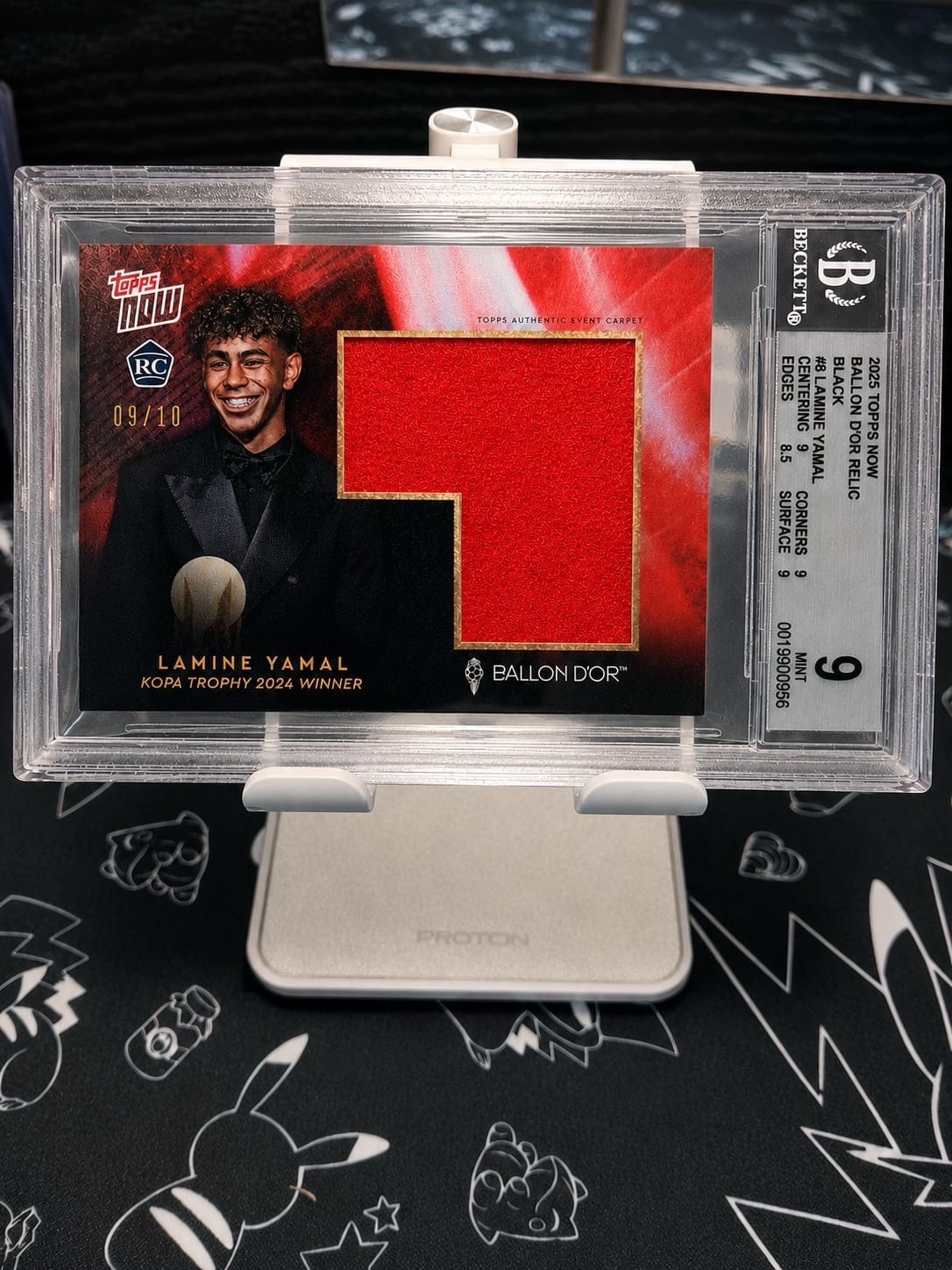 TOPPS Now Lamine Yamal Balon Dor Red Carpet Relic ROOKIE /10 BGS 9