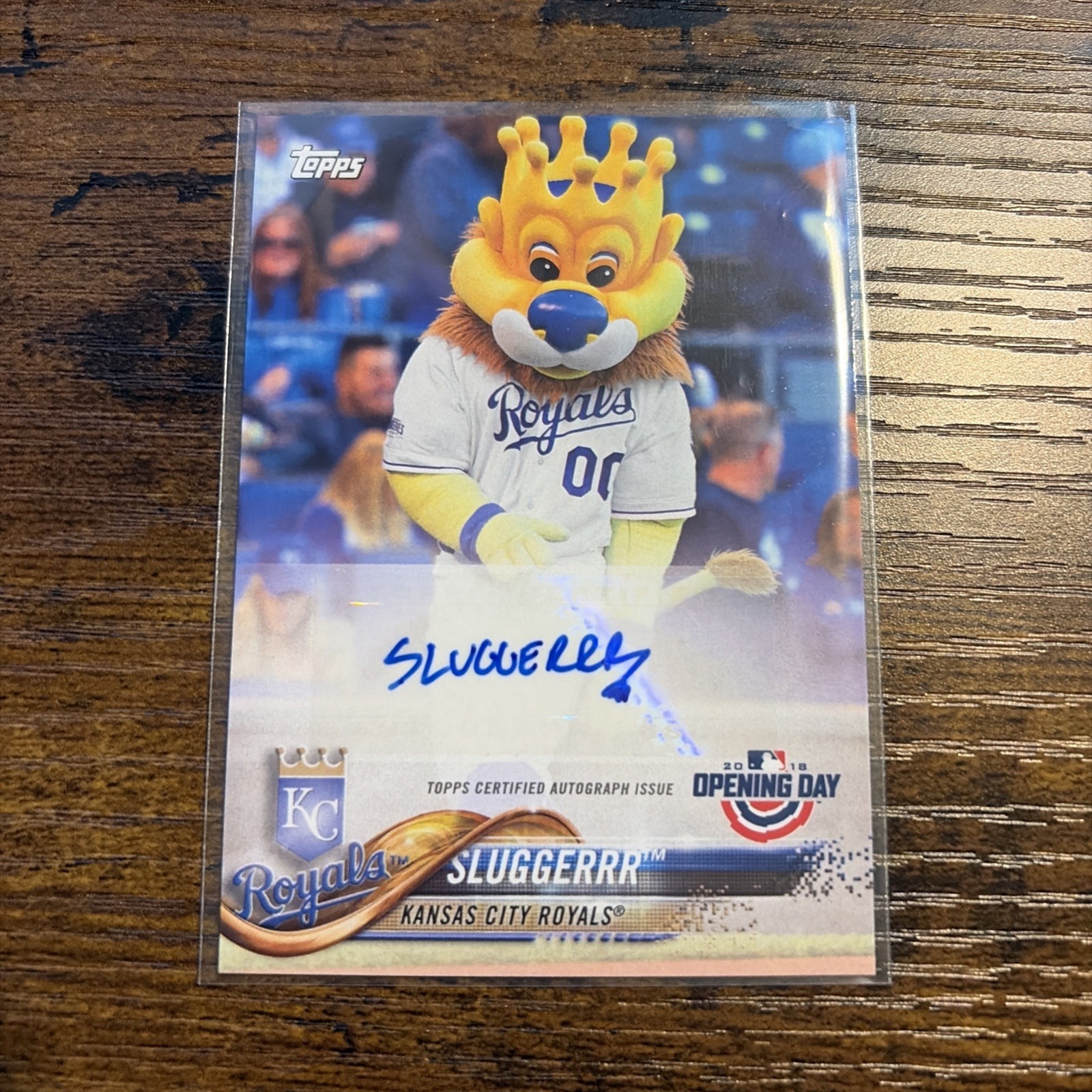 2018 Topps Opening Day Mascot Autographs Sluggerrr MA-S