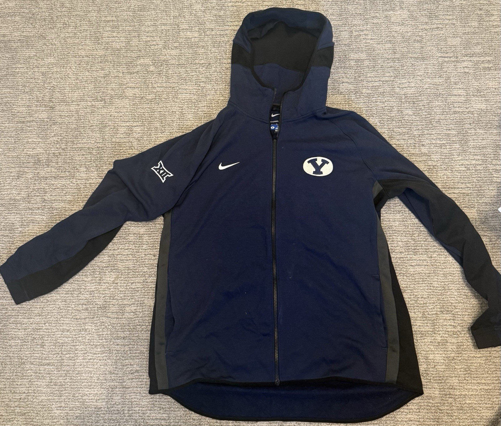 Nike Therma-Fit BYU Cougars Team Issued Big 12 Full Zip Hoodie Men’s XL Navy