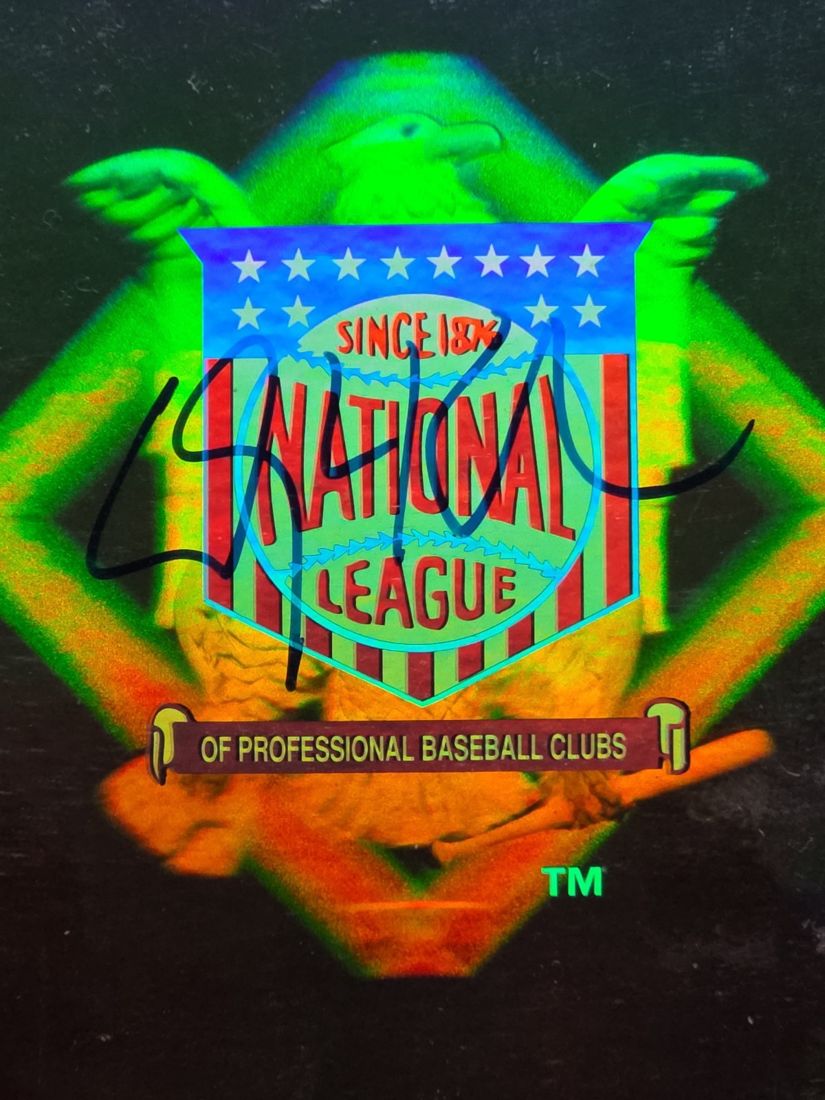 CLAYTON KERSHAW Signed Upper Deck Holographic Logo PSA/DNA Autograph AUTO PSA 8