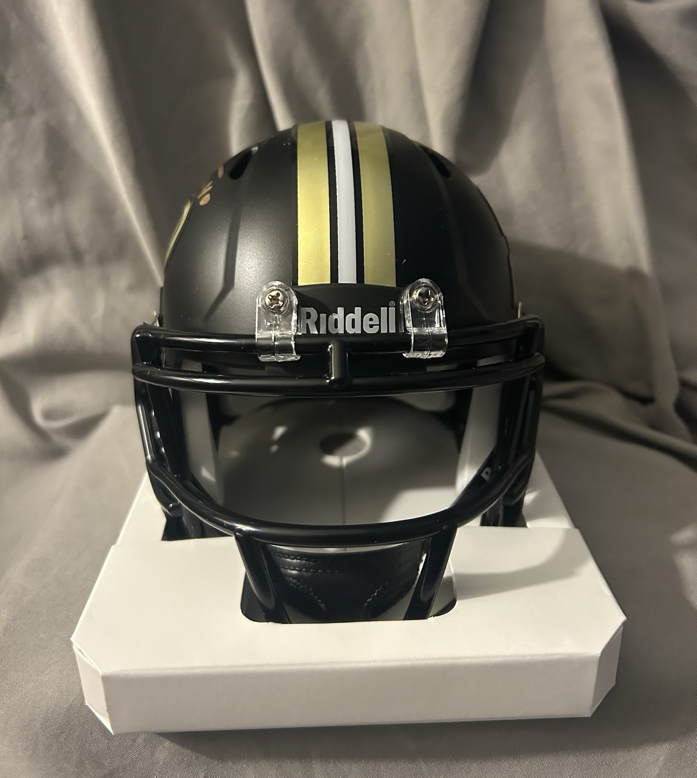 Mike Alstott Autographed Purdue Boilermakers Mini Football Helmet w/ Beckett COA