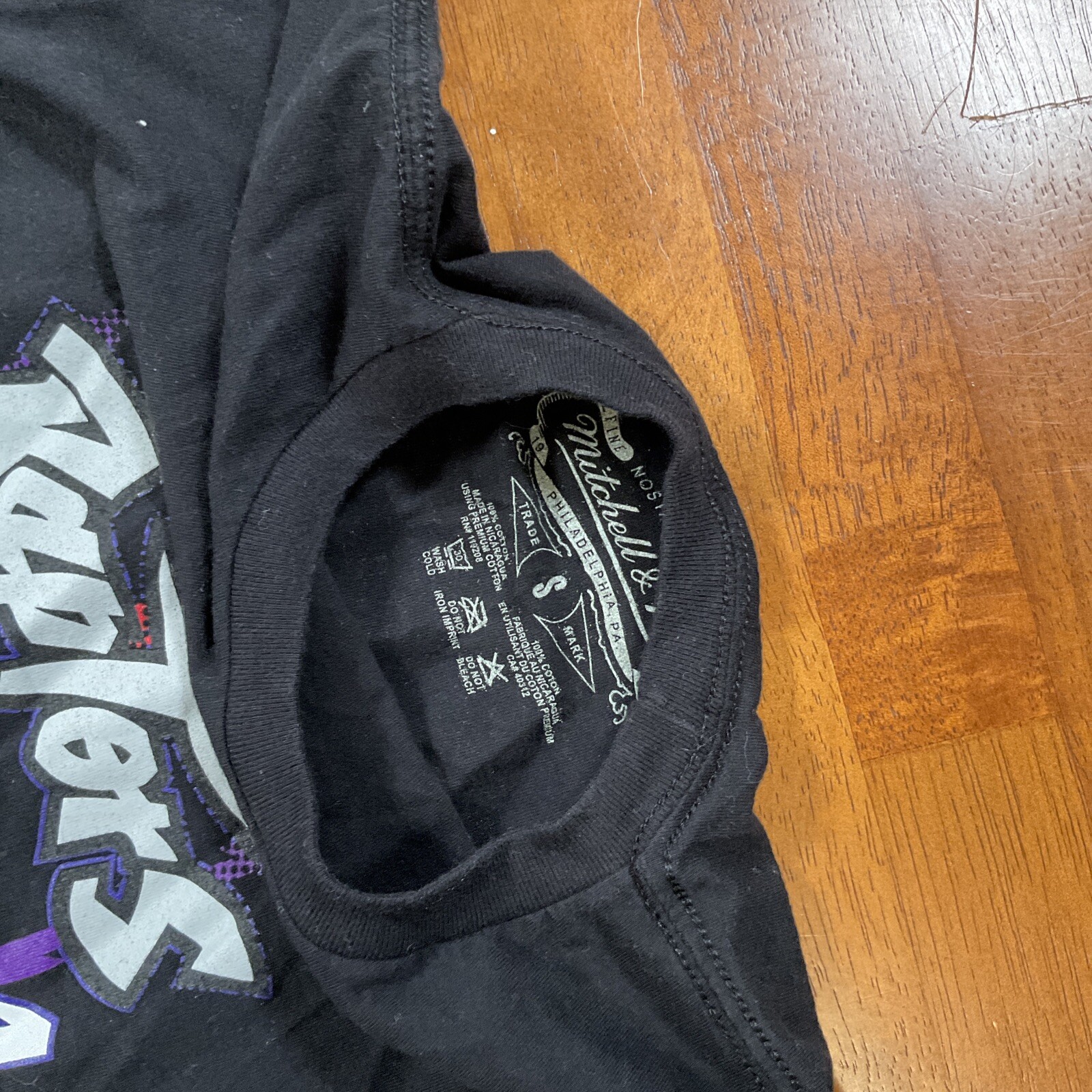 Mitchell & Ness Men’s Small Black Toronto Raptors Tracy McGrady #1 Jersey Shirt