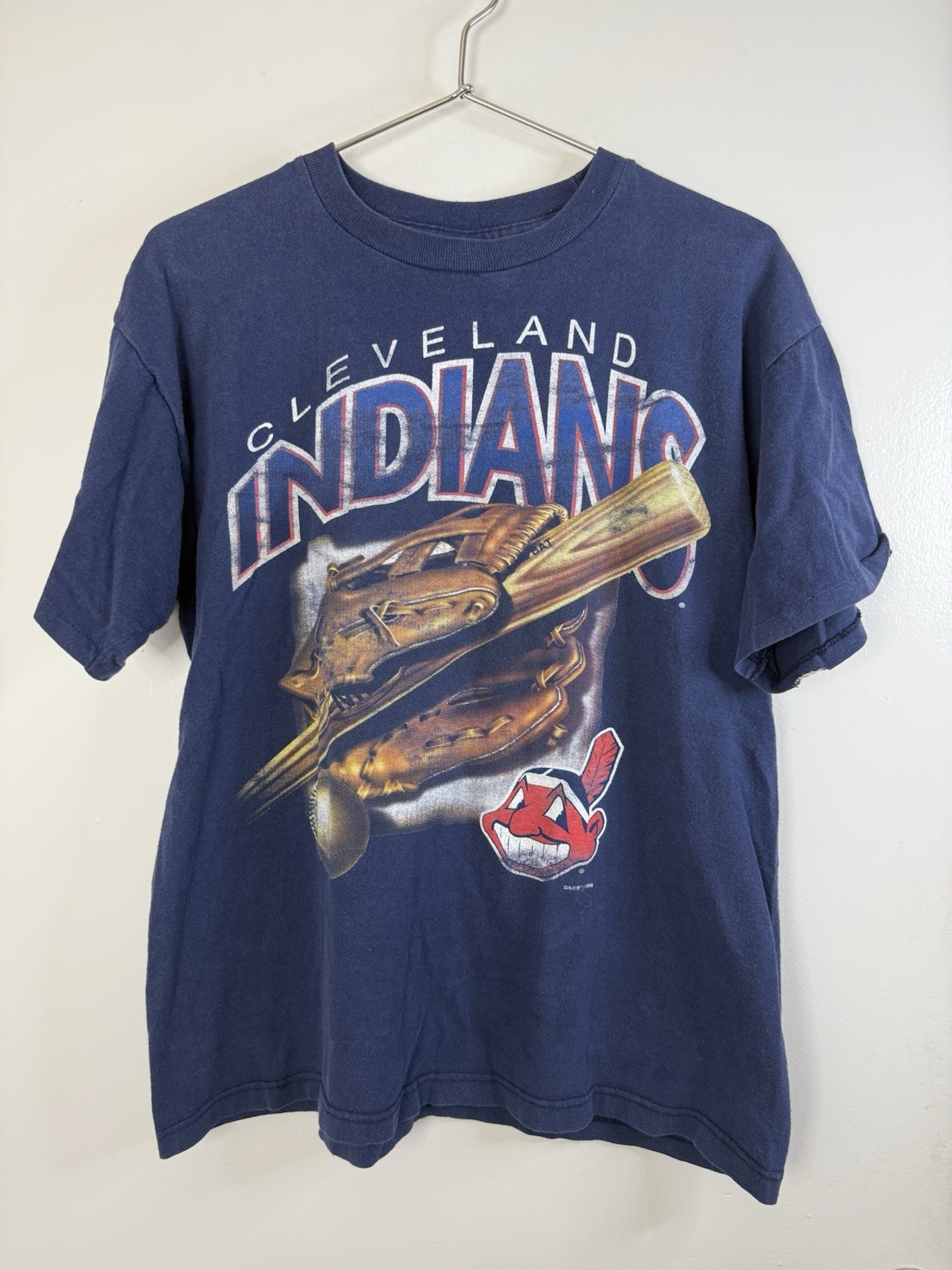 Cleveland Indians vintage 1998 single stitch, true fan sportswear, logo tee L