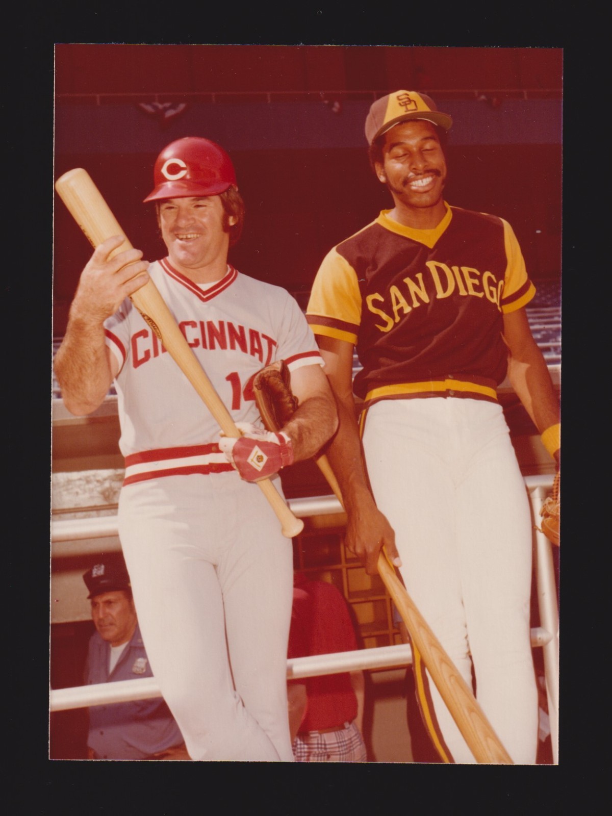 1977 ASG Pete Rose & Dave Winfield 3-1/2 x 4-7/8 Type 1 SNAPSHOT PHOTO #92
