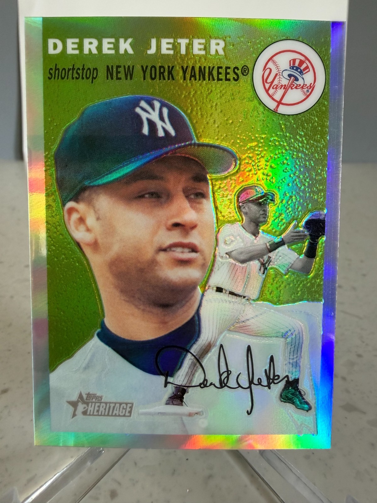 2003 Topps Heritage ‘Refractor’ Derek Jeter #THC5 serial’d /554 HOF’er