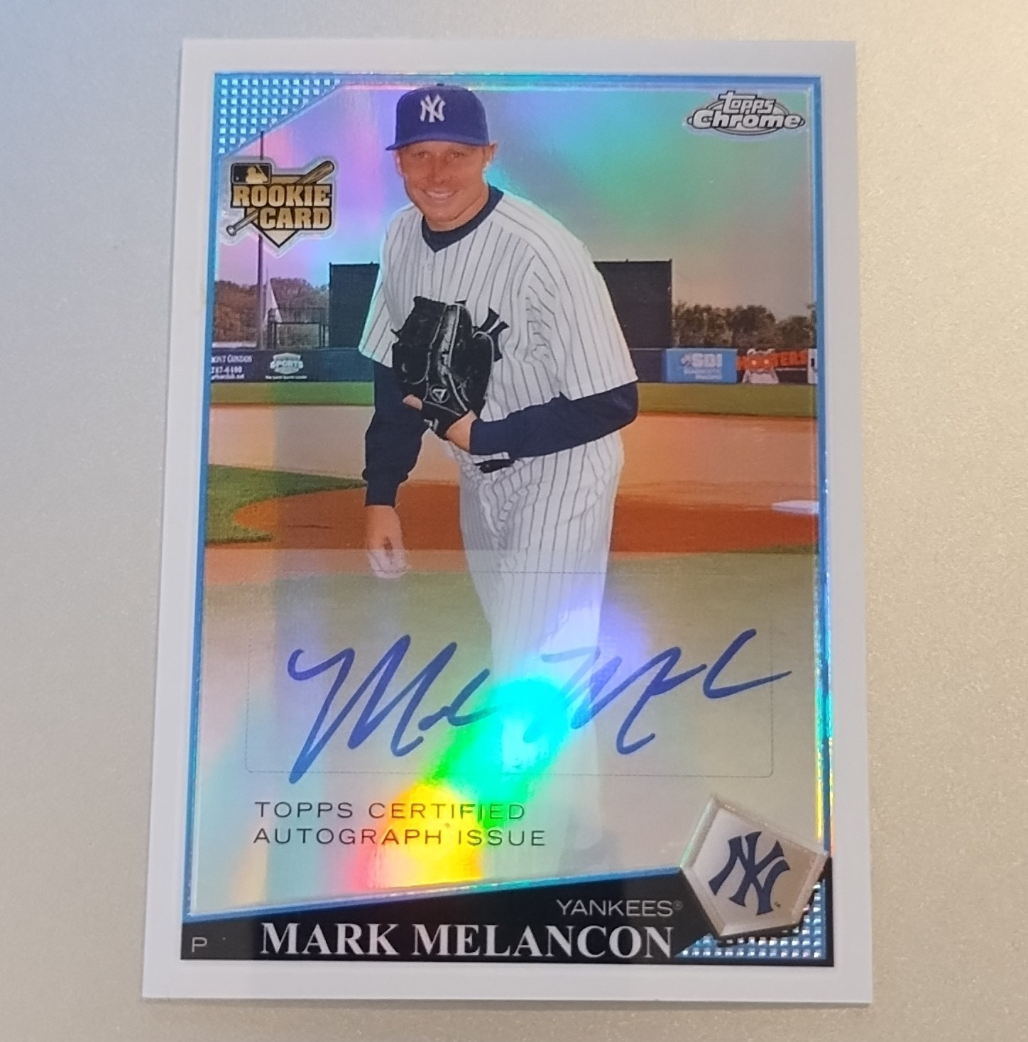Topps 2009 Chrome Rookie Autographs Mark Melancon Yankees RC Auto TCU-75 /499