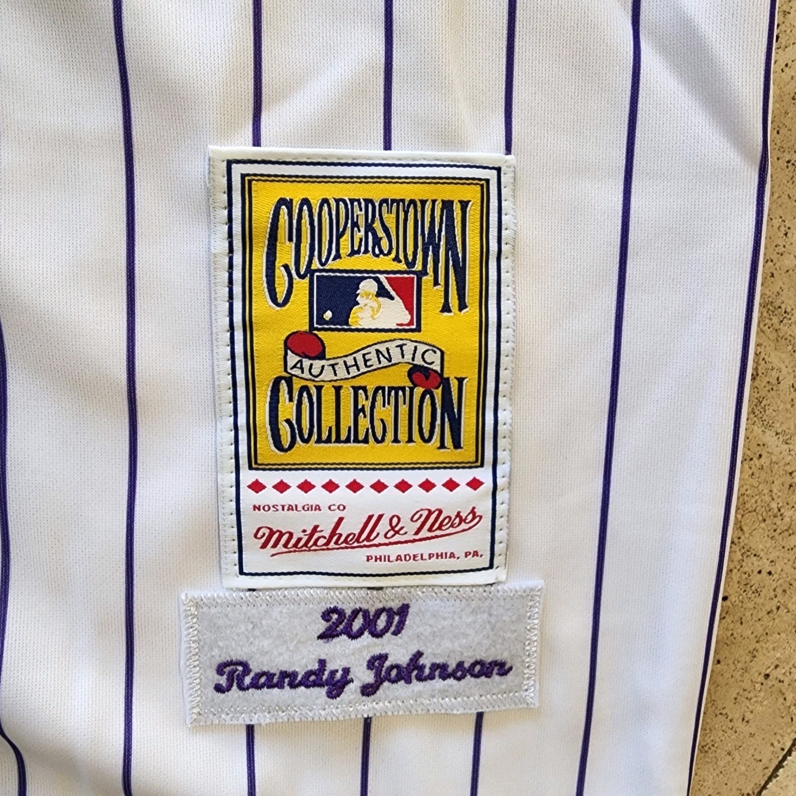 Randy Johnson 2001 Arizona Diamondbacks Men’s Alt Ivory Throwback Jersey