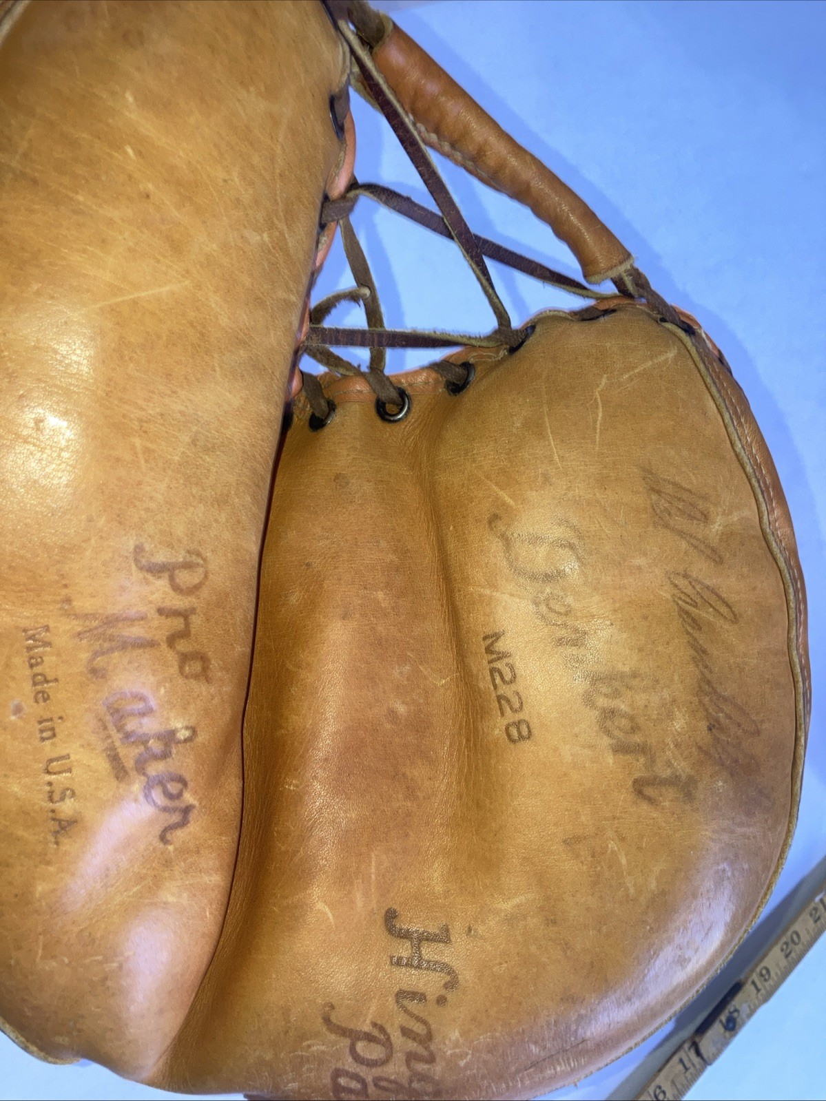 Vintage Denkert Baseball Catcher Glove Mitt M228 Pro Maker Hinge Pad