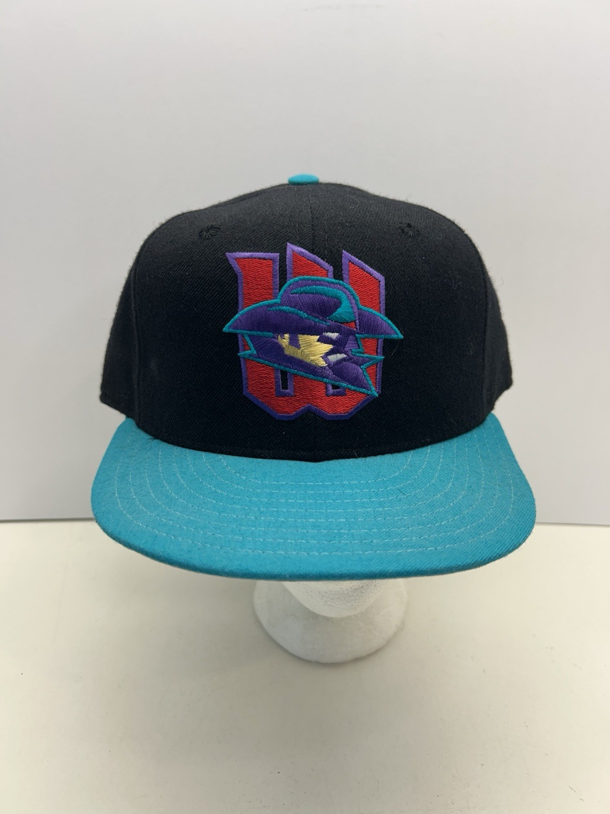Vintage Wichita Wranglers New Era 5950 Fitted Hat 7 1/4 USA MiLB 90s