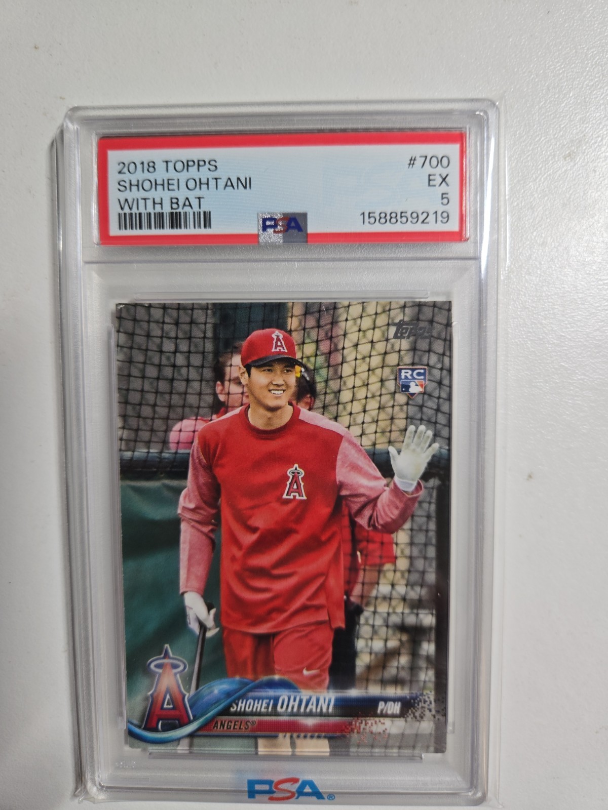 2018 Topps – Photo Variation Shohei Ohtani #700 In Batting Cage (RC) PSA 5