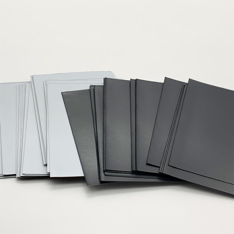 Lenayuyu 100pcs Whiteblack Protector Standard MTG Card Sleeves 66x91mm Matte