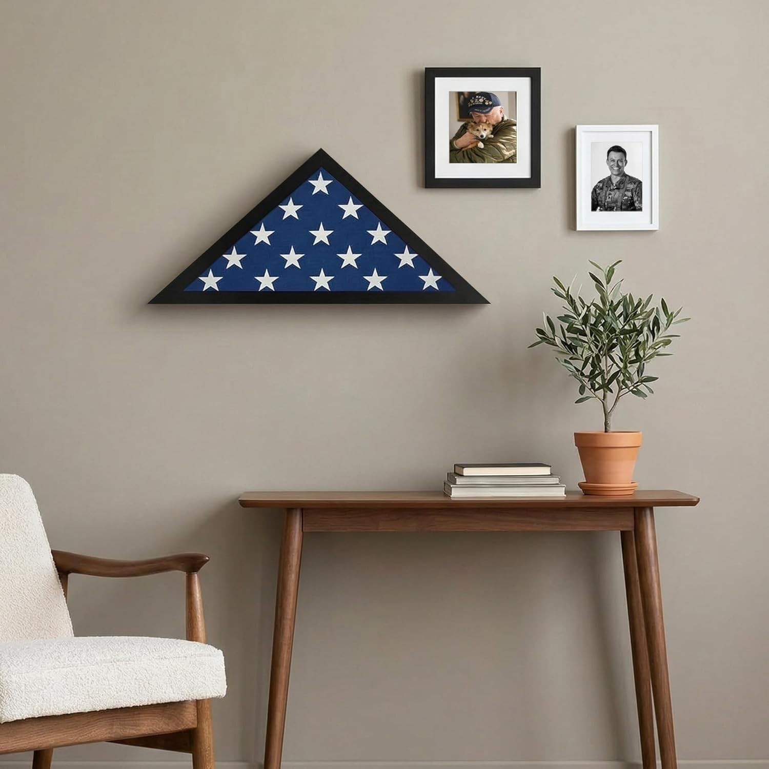 Triangular Flag Display Case for 5×9.5′ Flags – Perfect Military Tribute