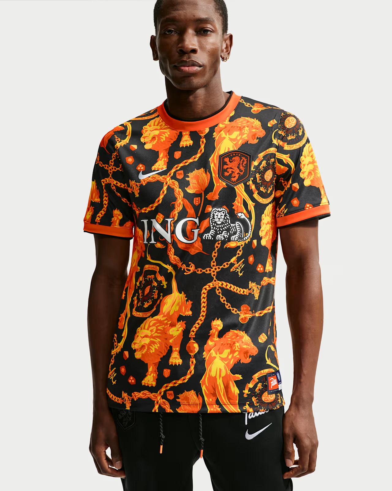 Netherlands x Patta Men’s Academy Pro Short-Sleeve Soccer Top / IH1678-010