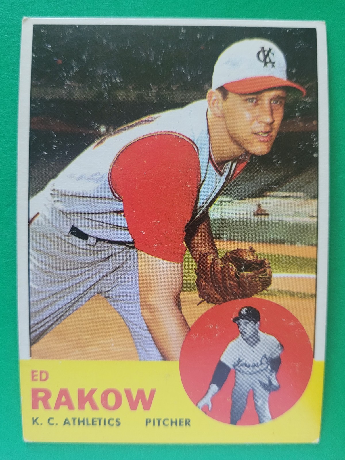 1963 Topps ED RAKOW #82 Kansas City Athletics EX+ Centered w/Brilliant Color
