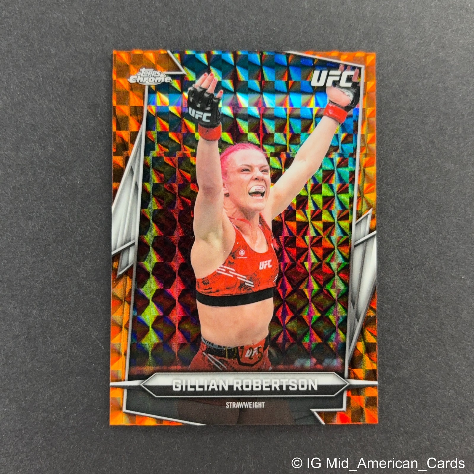 2026 Topps Chrome UFC #136 Gillian Robertson Orange Geometric /25
