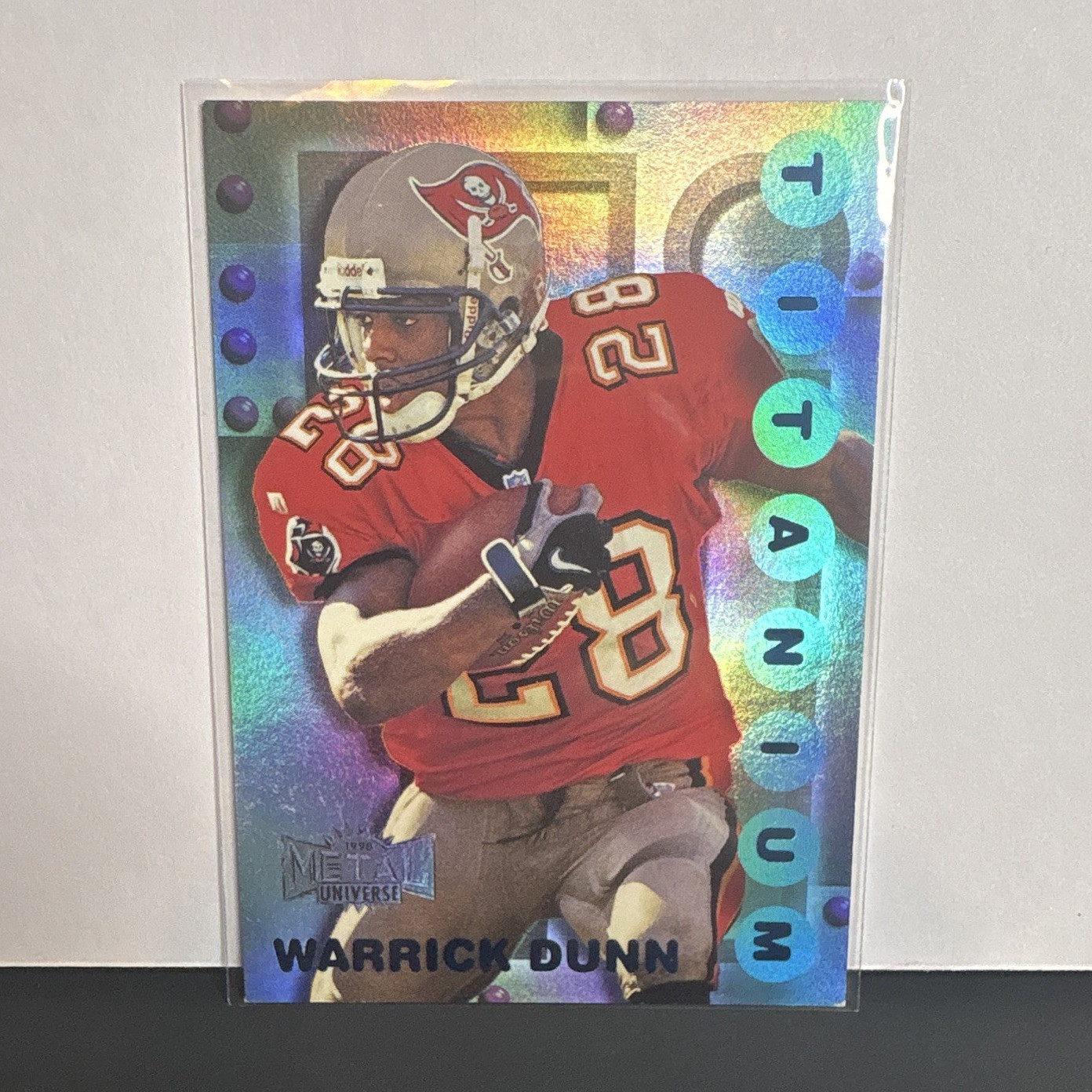 SkyBox 1998 Metal Universe Titanium Warrick Dunn Buccaneers #9
