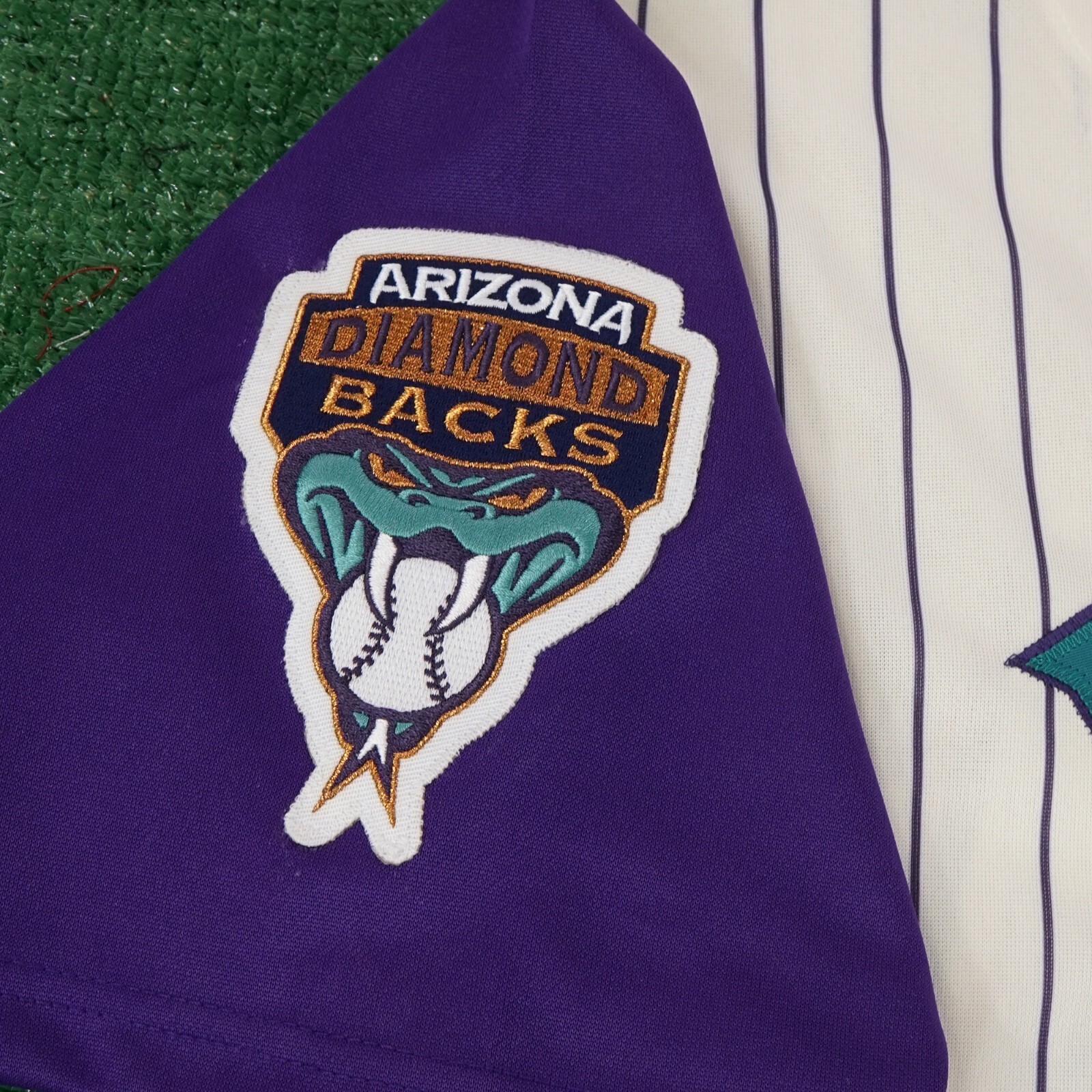 Randy Johnson 2001 Arizona Diamondbacks Men’s Alt Ivory World Series Jersey