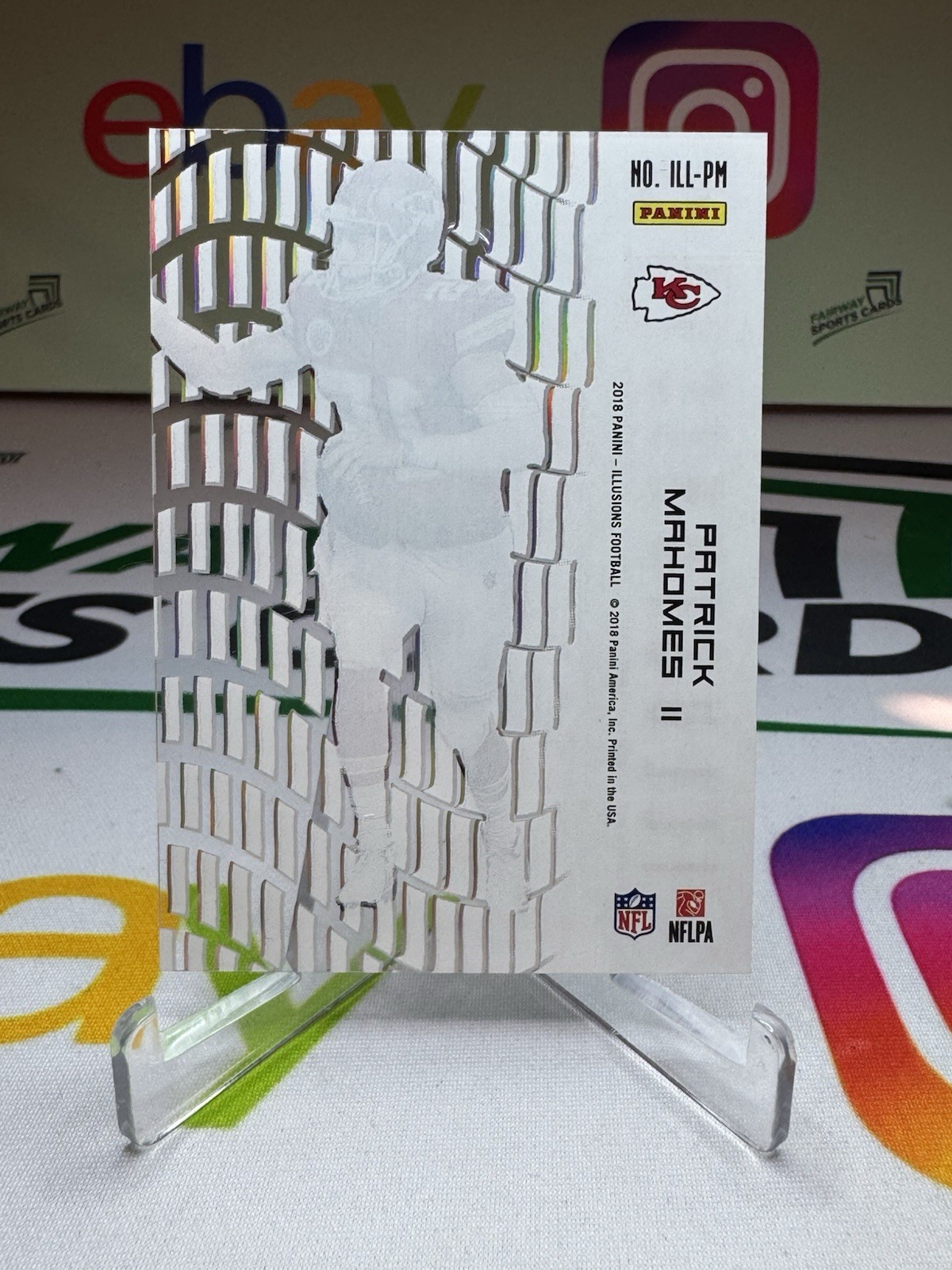 2018 Panini Illusions Patrick Mahomes 2nd Year llusionist Acetate Insert SP – KC
