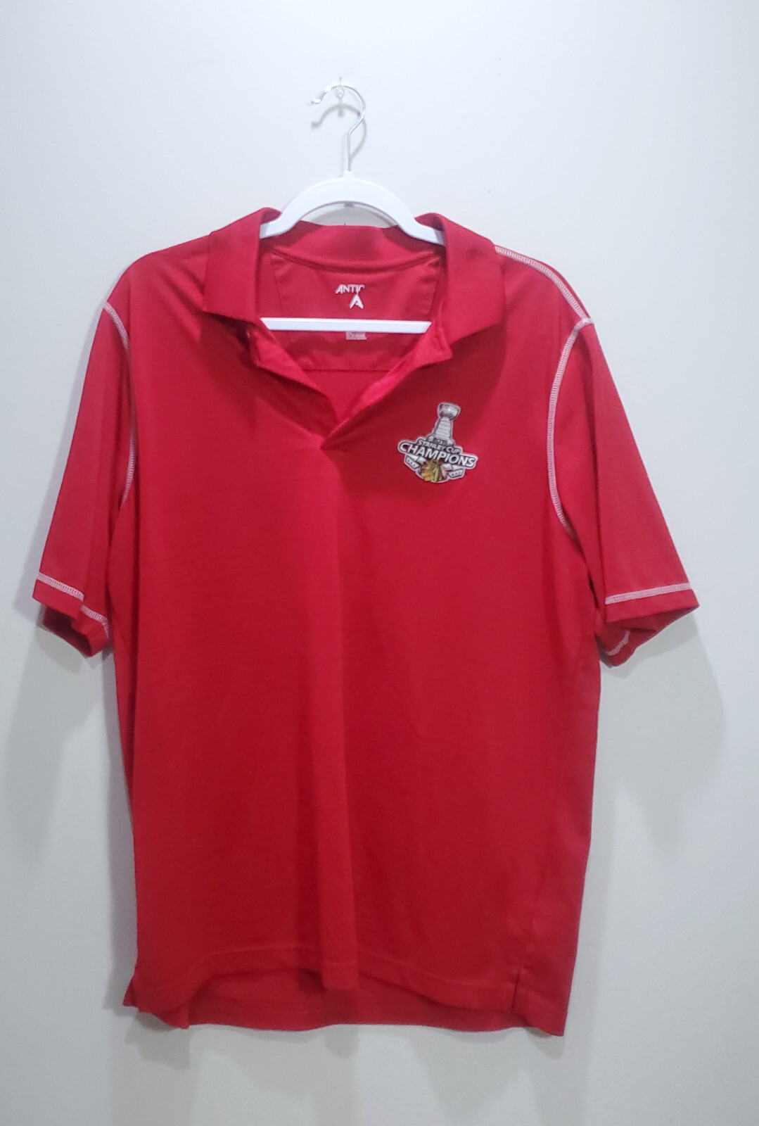 Chicago Blackhawks Polo Shirt Men L Red Sport Hockey NHL Logo Playoffs Polyester