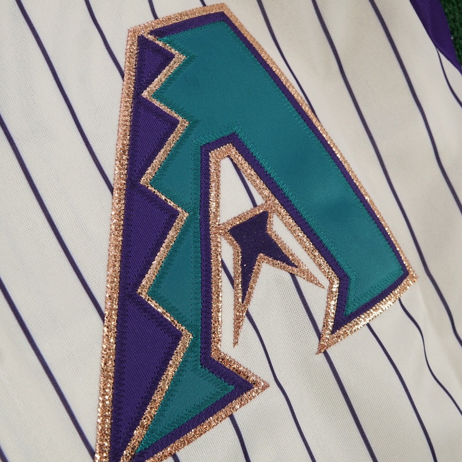 Randy Johnson 2001 Arizona Diamondbacks Men’s Alt Ivory World Series Jersey