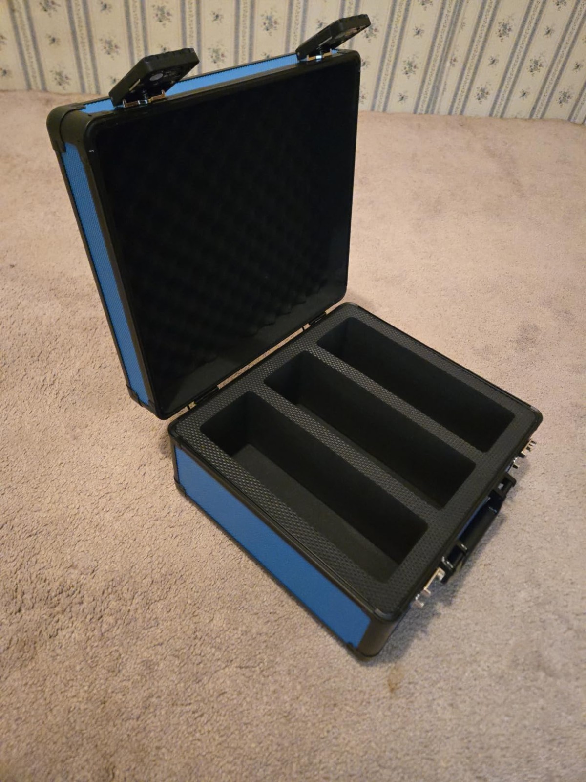 Zion Design Trading Card Storage – TSA Lock – Navy Blue*#`