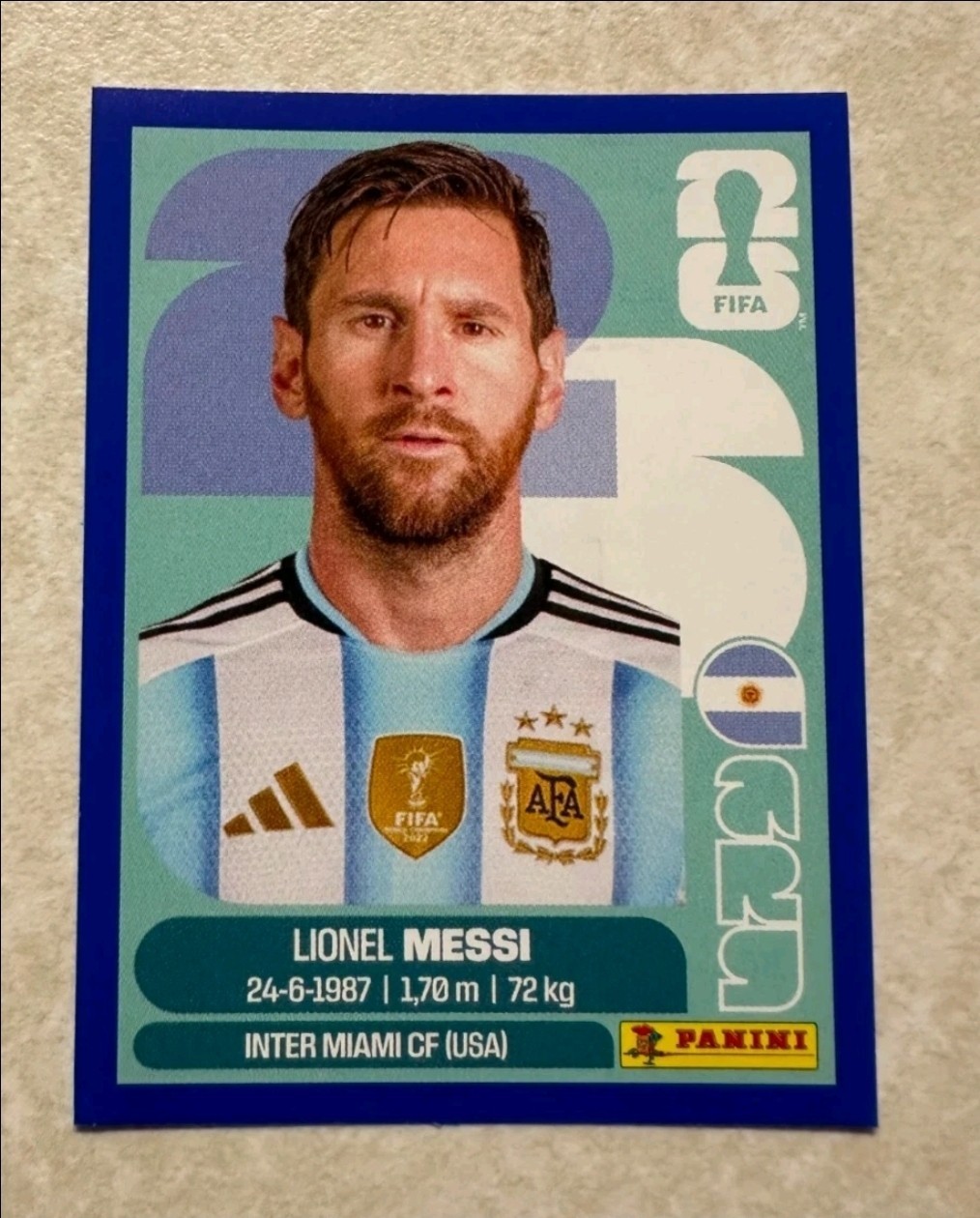 Lionel Messi – Panini FIFA World Cup 2026 ARG 17 Blue Parallel Sticker