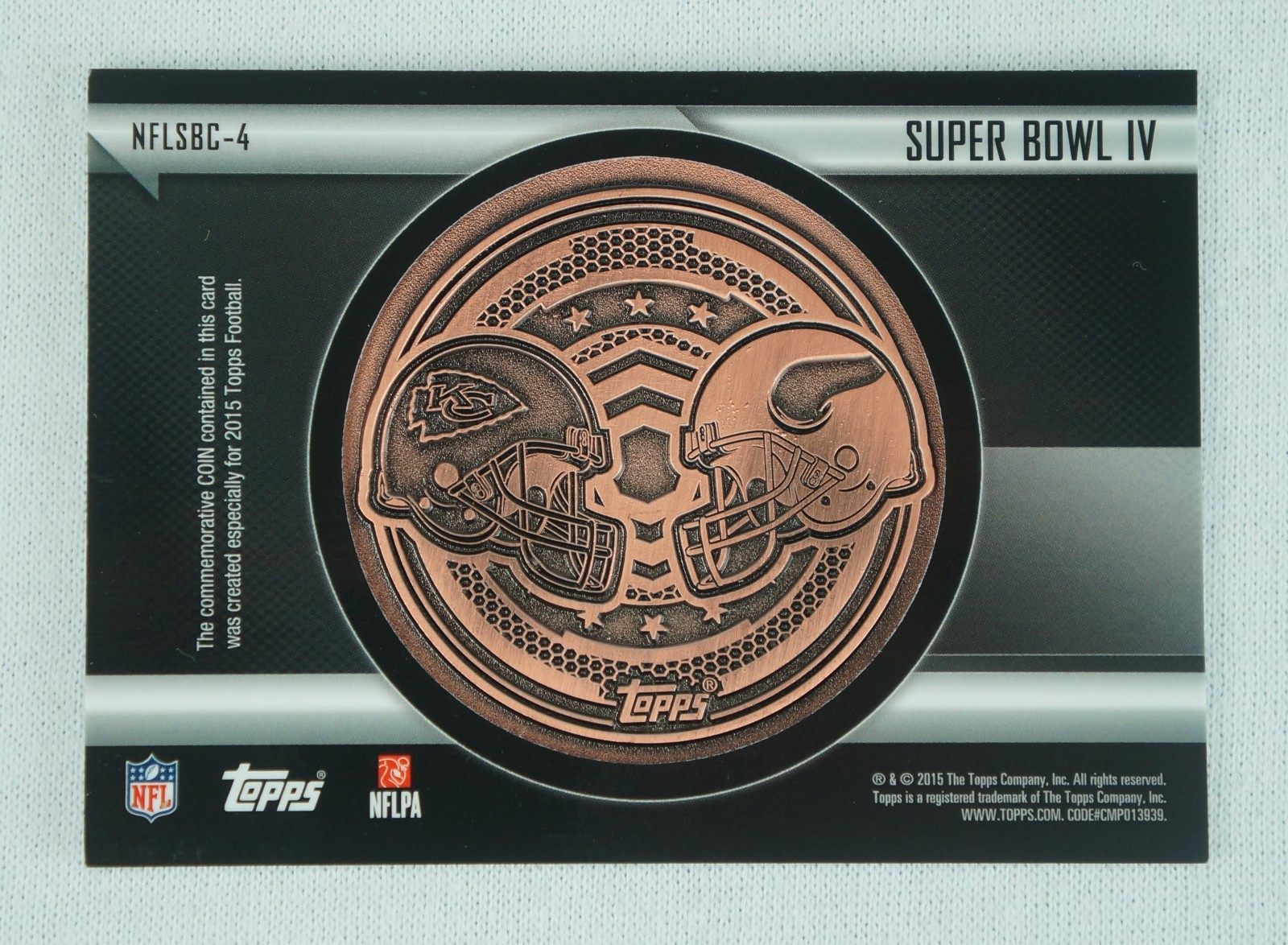 KC Chiefs vs. Minnesota Vikings 2015 Topps NFL Super Bowl IV Coin Card #NFLSBC-4
