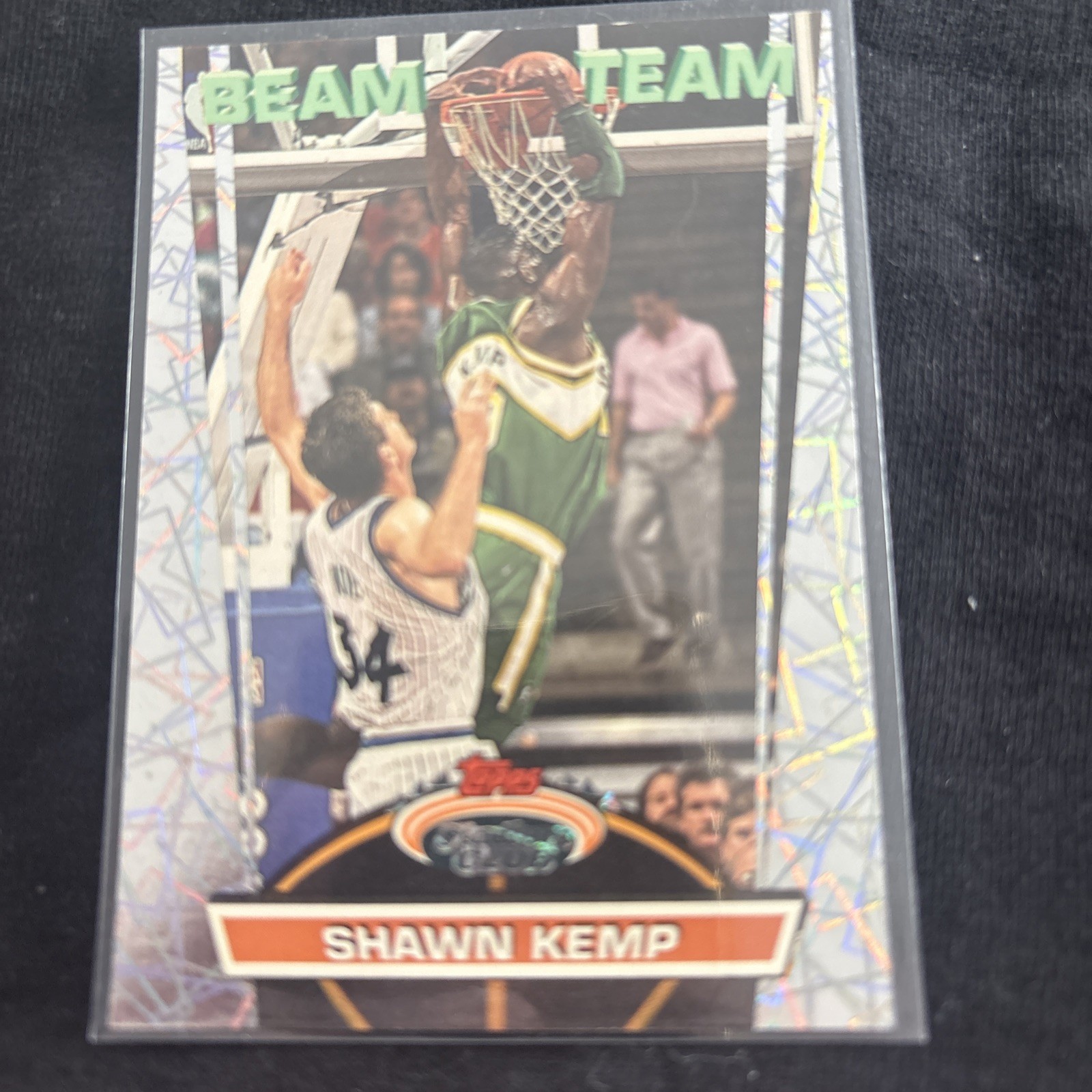 1992-93 Topps Stadium Club – Beam Team Shawn Kemp #3
