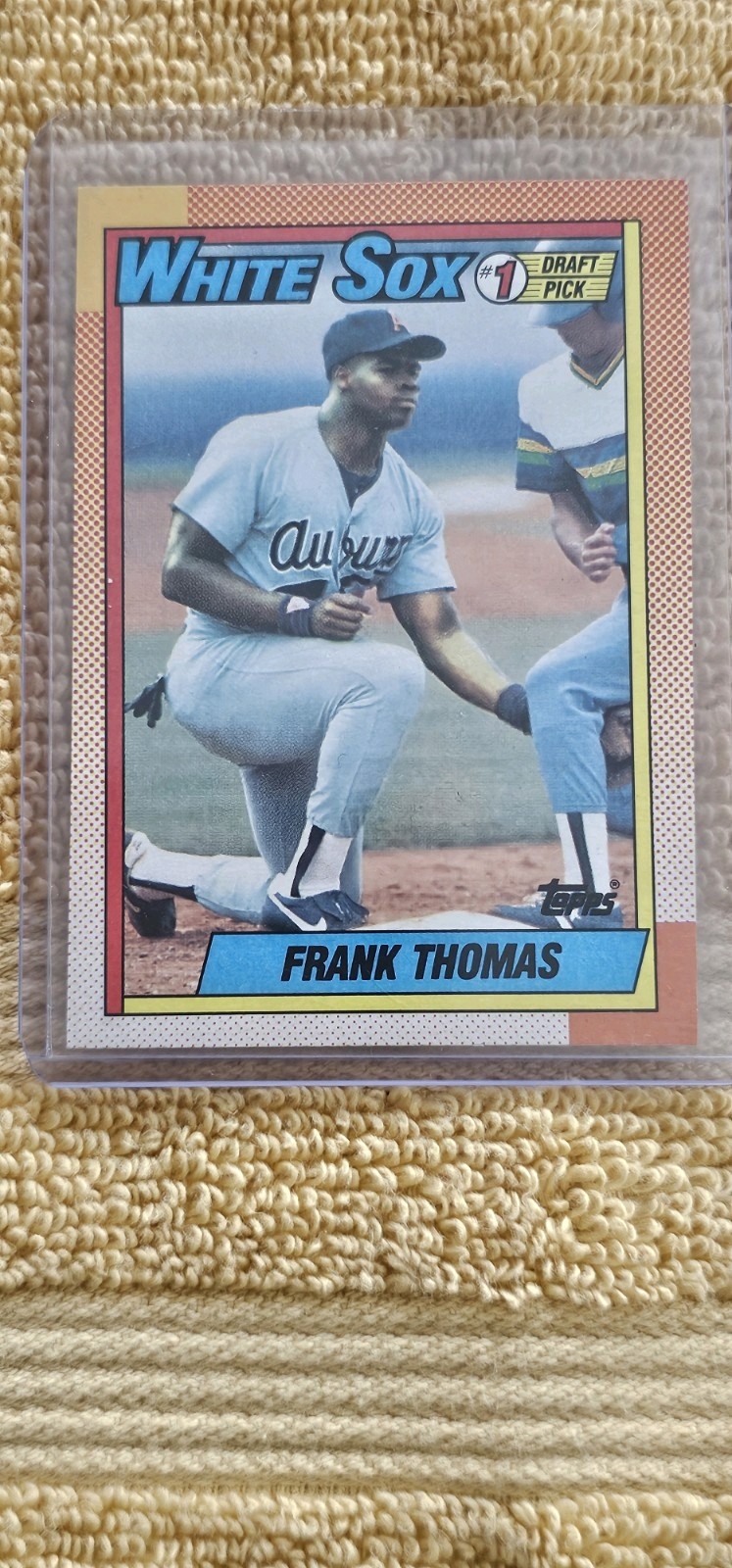 1990 Topps – Frank Thomas #414 (RC) Multiple Errors white spots and more see pic