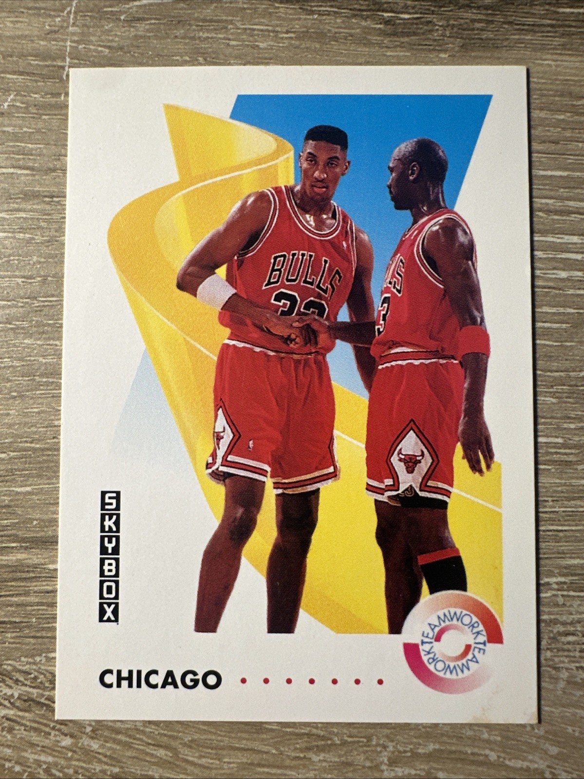 1992-93 NBA Hoops – MICHAEL JORDAN – PIPPEN – Chicago Bulls – BOGO HALF OFF