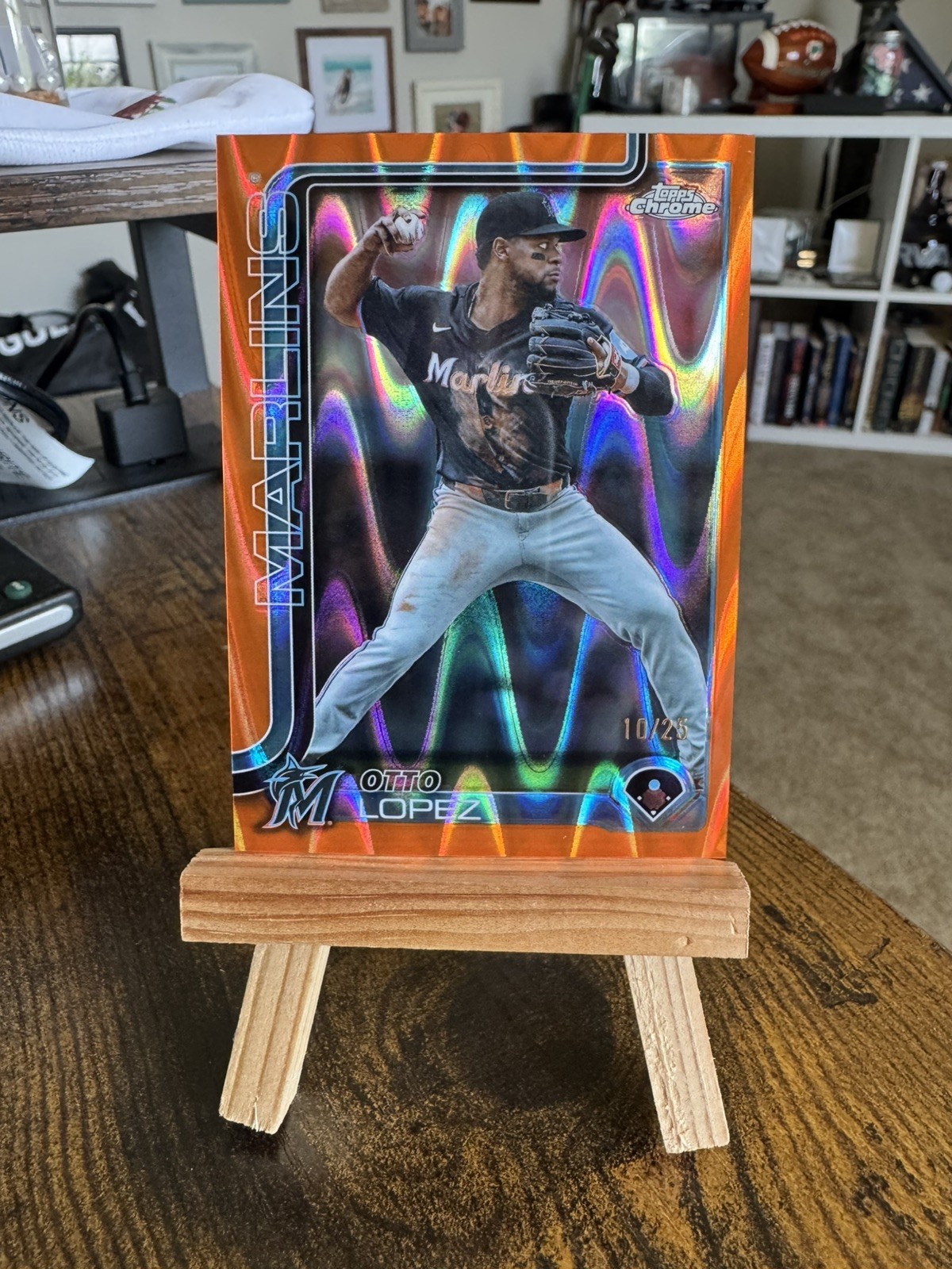 2025 Topps Chrome – Otto Lopez #134 Orange Lava Refractor /25