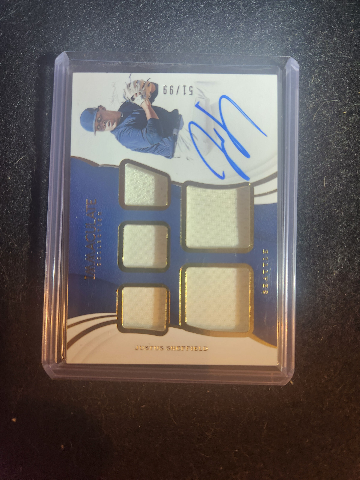 MLB Auto’s – Relics – Patches – Medallions – and More