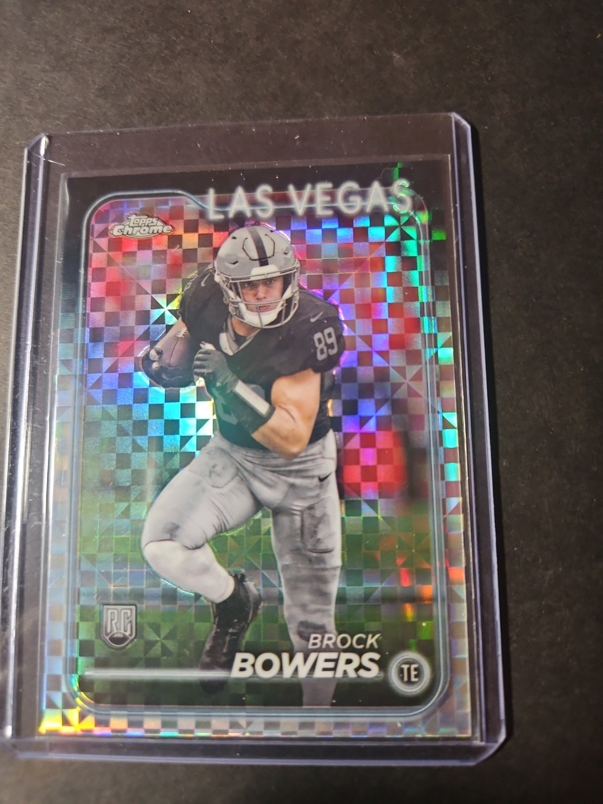 2024 Topps Chrome – Rookies Brock Bowers #207 X-Fractor (RC)
