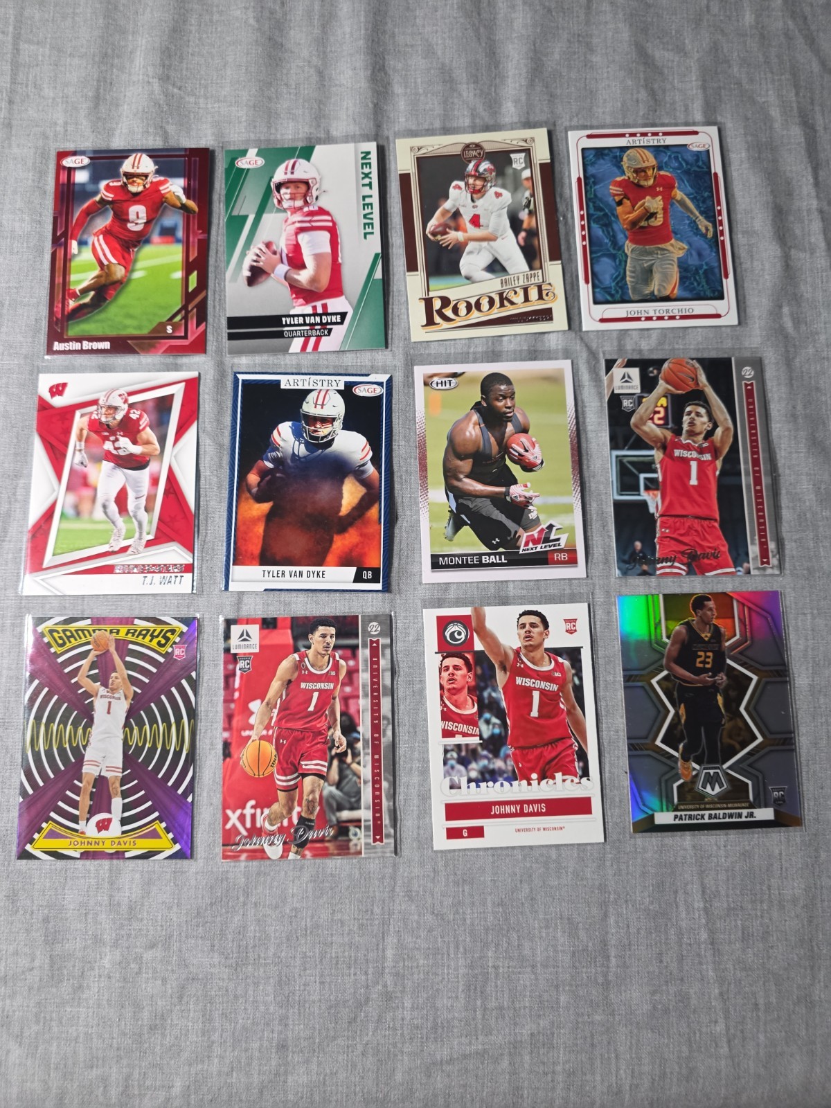 University Of Wisconsin Basketball & Football Trading Card Lot Of 12