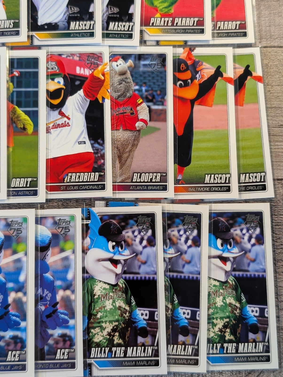 2026 TOPPS CELEBRATION MLB Mascots INSERT 32 Card Lot