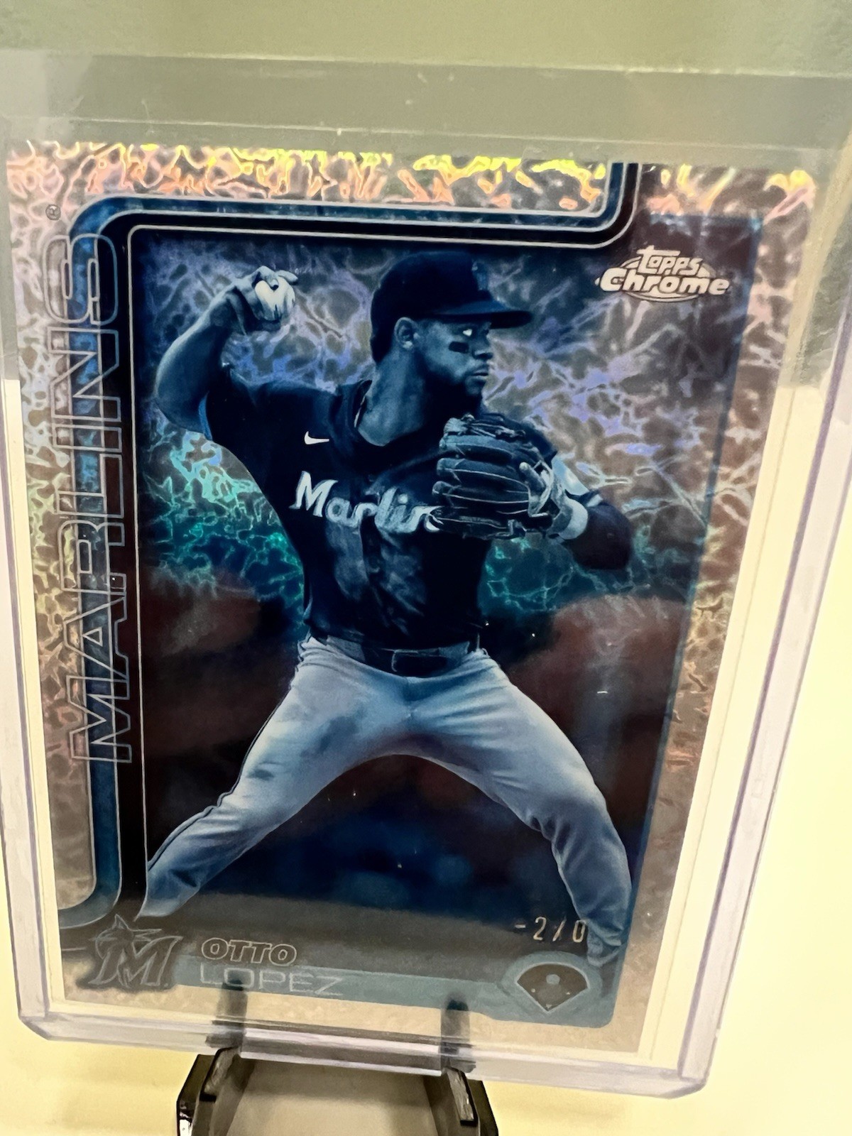 2025 Topps Chrome – Otto Lopez #134 Frozenfractor -2/5 Marlins All Star