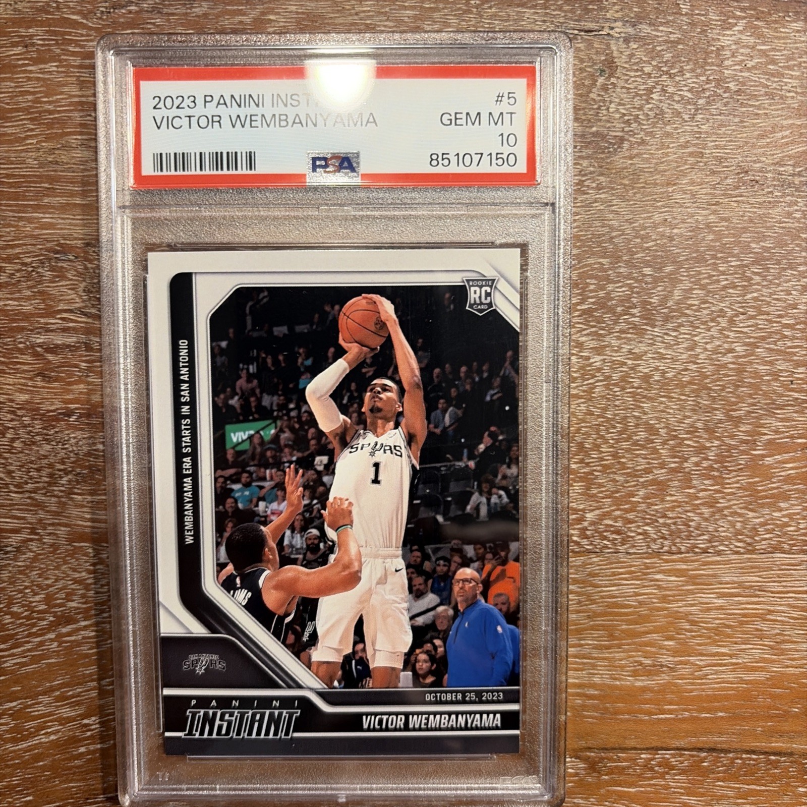84851821 Victor Wembanyama 2023 Panini Instant NBA #5 Rookie RC /44142 PSA 10