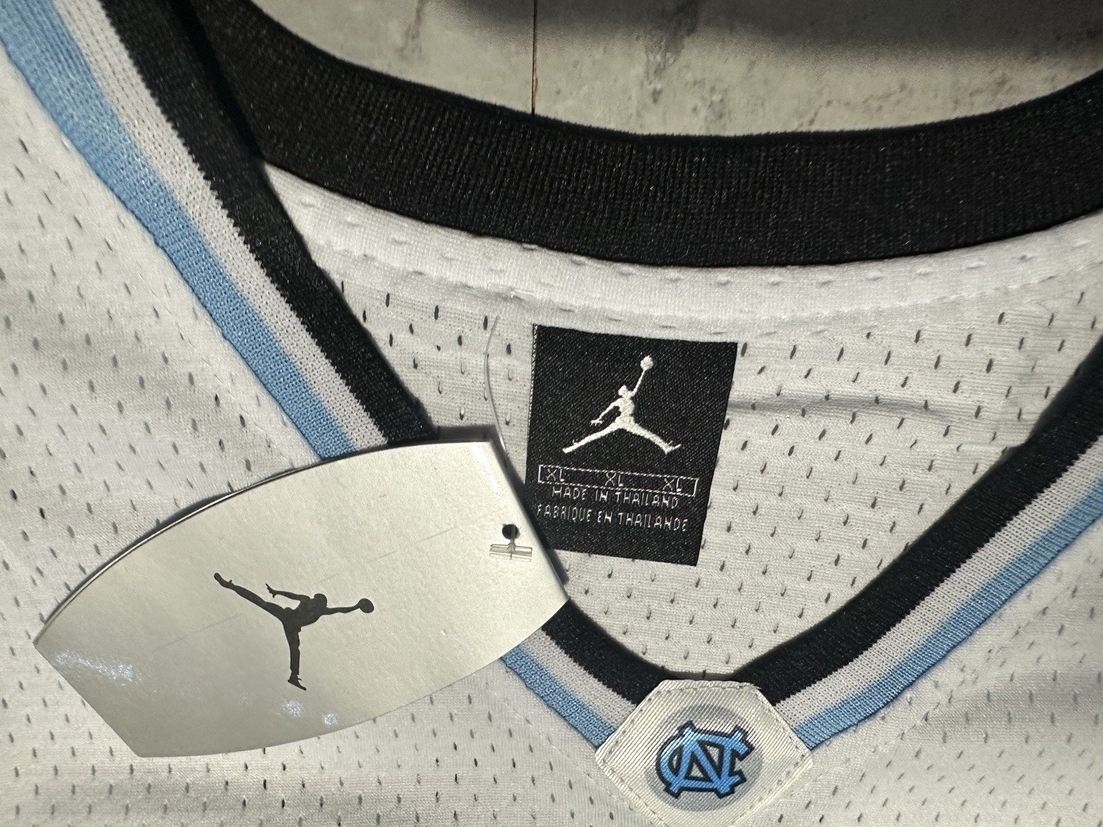 NWT Michael Jordan #23 North Carolina Elite Limited Jersey White XLarge