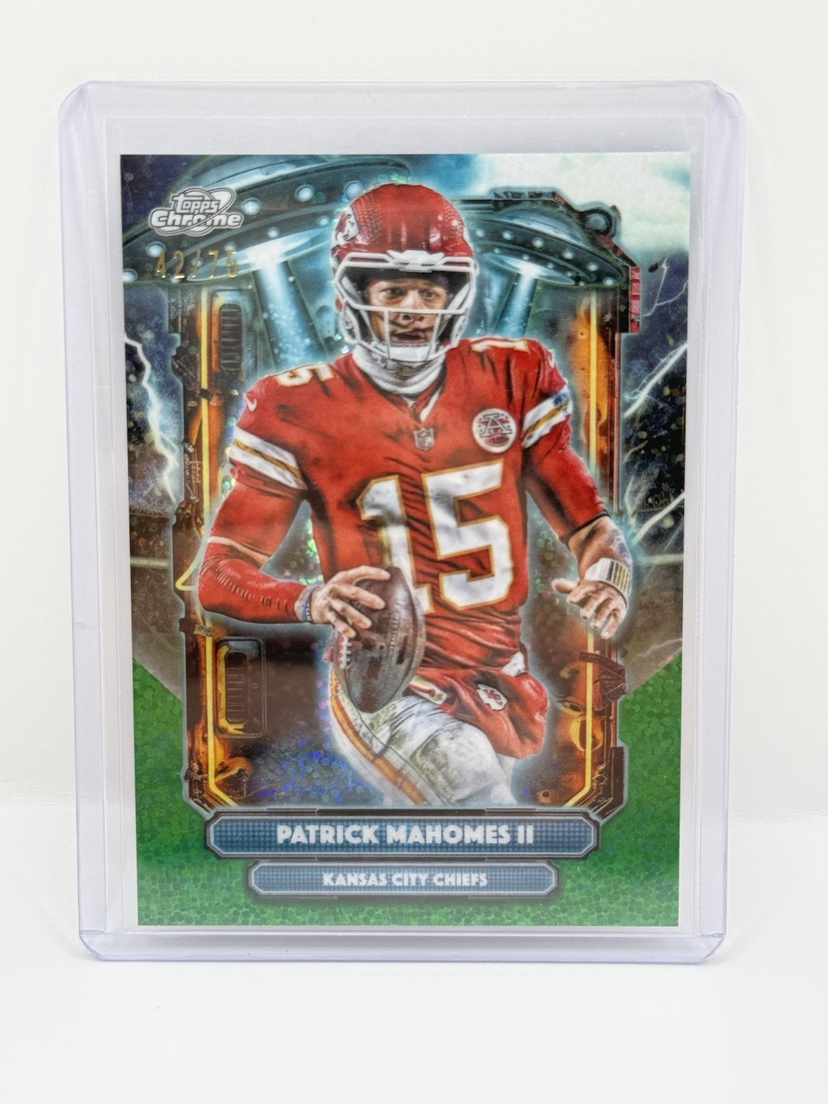 PATRICK MAHOMES II 2025 TOPPS COSMIC CHROME GREEN SPACE DUST /75 #ET-9 Q4588