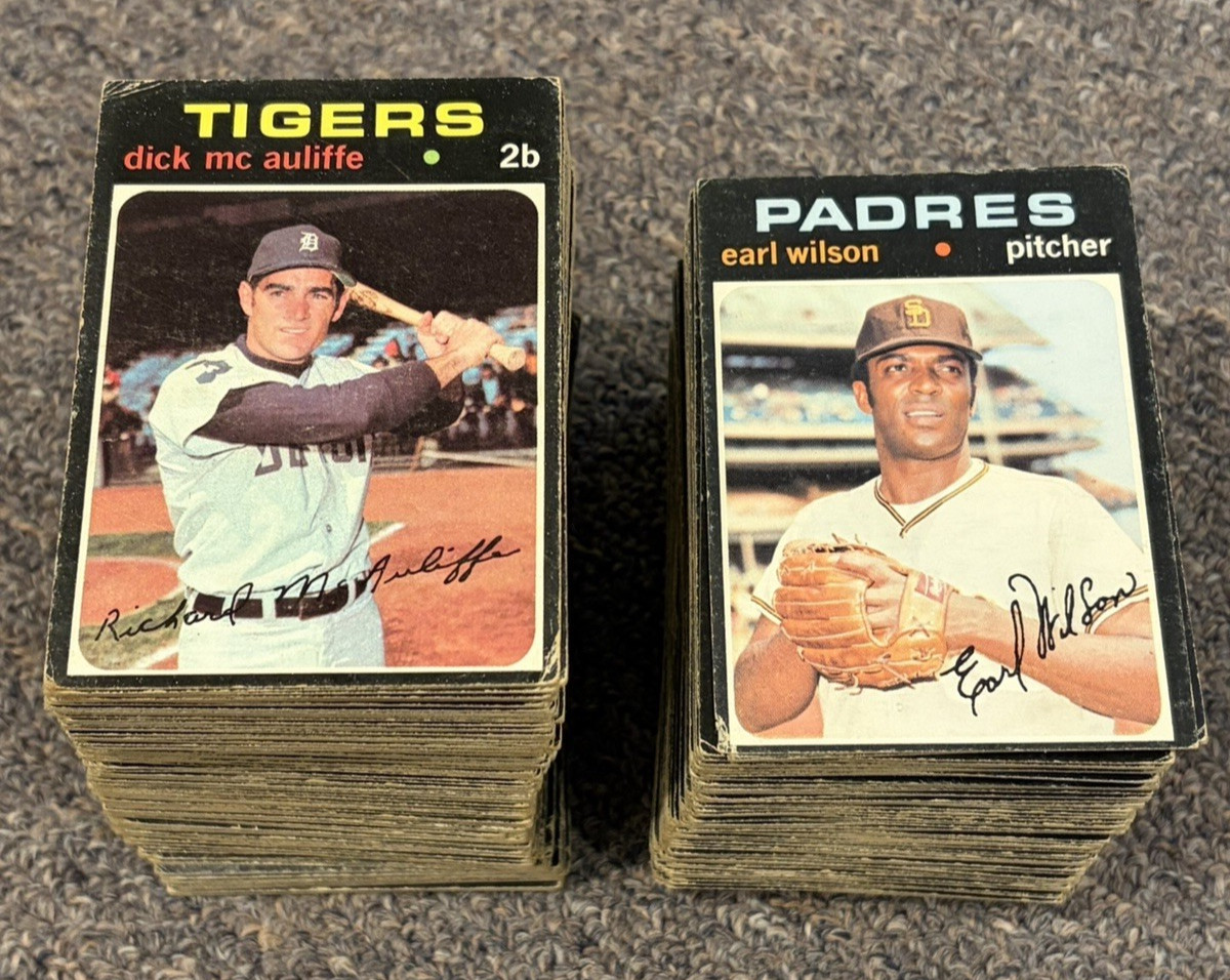 1971 Topps Baseball Card Low Grade Lot of Approx 323 Cards w/Light Duplication