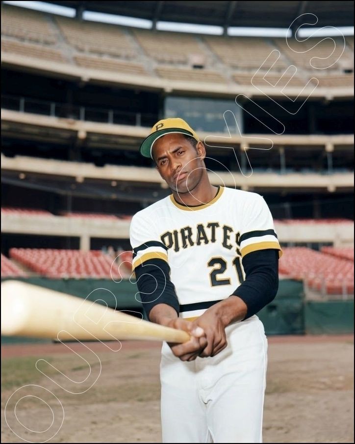 Roberto Clemente Photo 8X10 – 1971 Topps Card Photo Pirates FREE SHIPPING