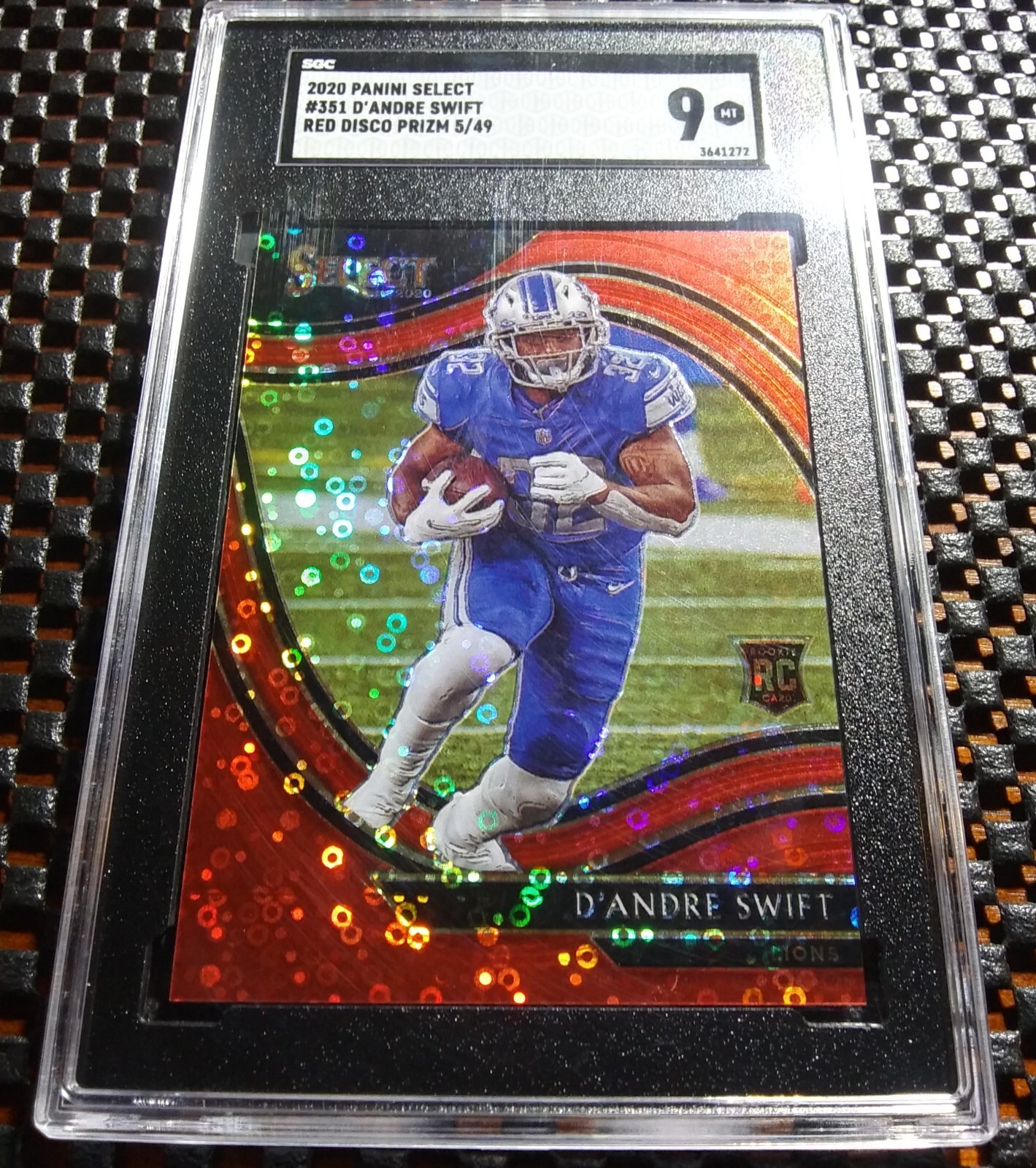 2020 Select Field Level Rookies /49 Red Disco Prizm #351 D’Andre Swift RC SGC 9