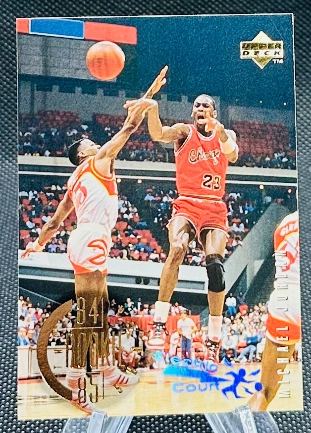 1995-96 Upper Deck UD The Rookie Years Electric Court Michael Jordan Bulls #137