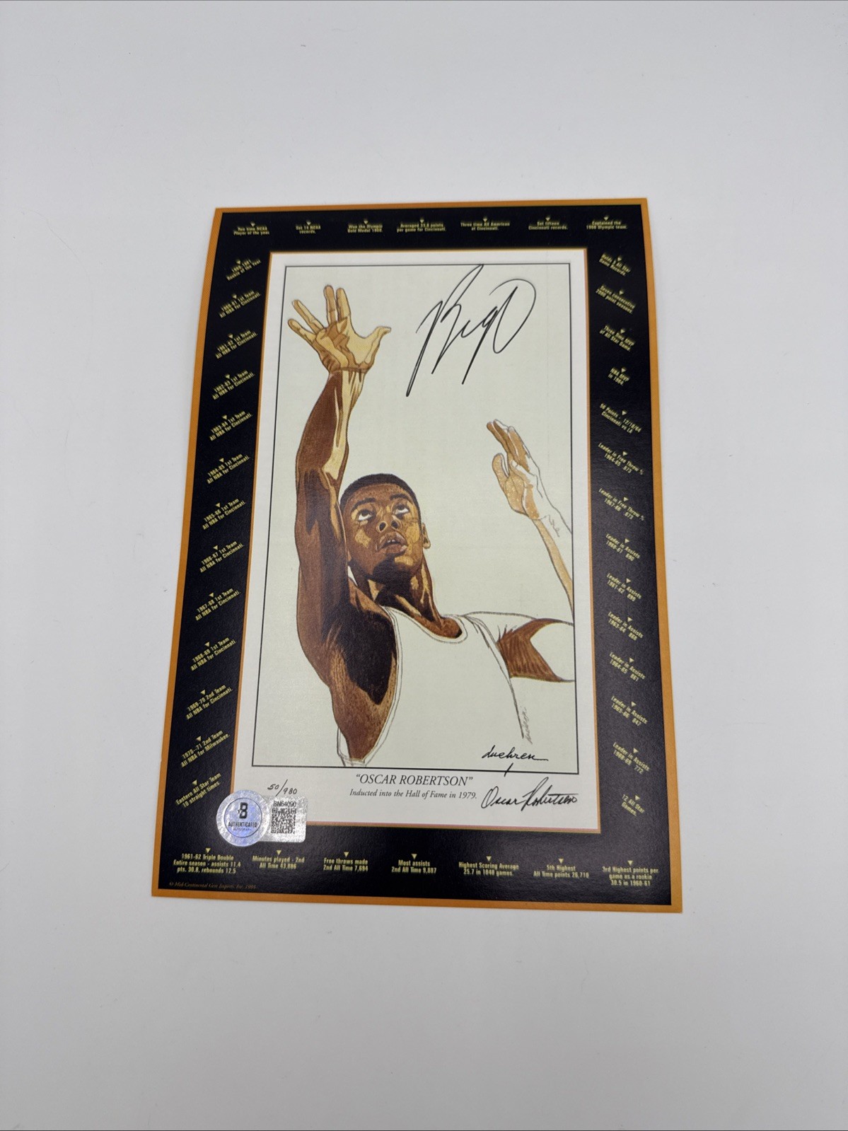 Oscar Robertson Signed 6×9 Photo Autographed Beckett BAS