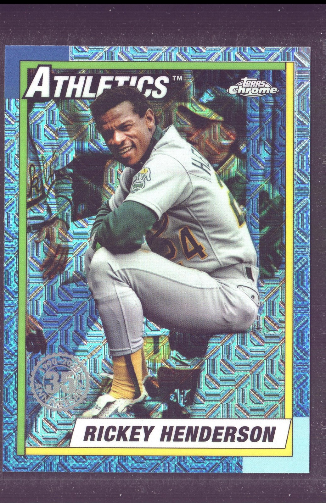 2025 Topps #T90C-40 Rickey Henderson 1990 35th Anniversary Chrome (Series One)
